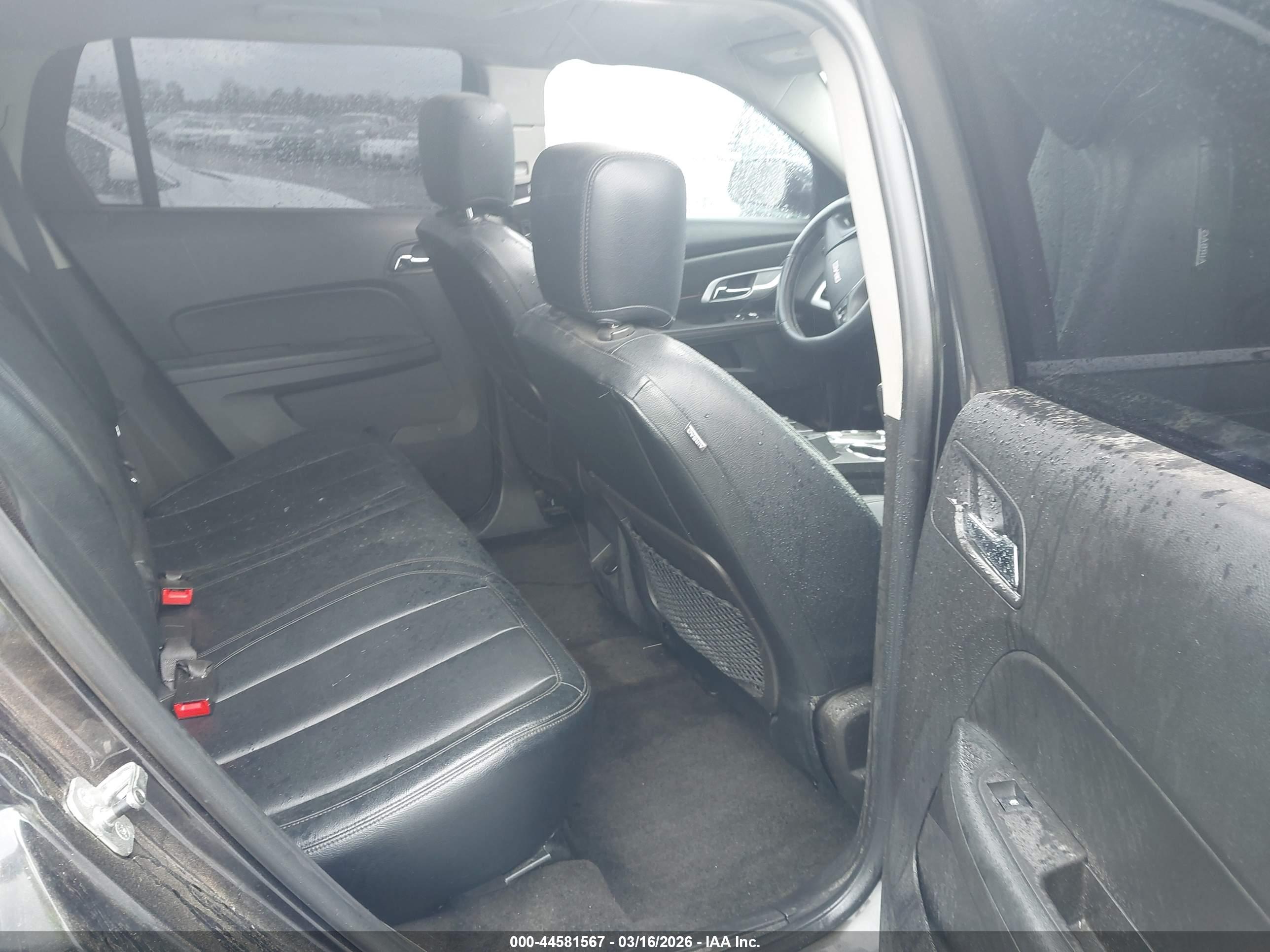 GMC TERRAIN image 8