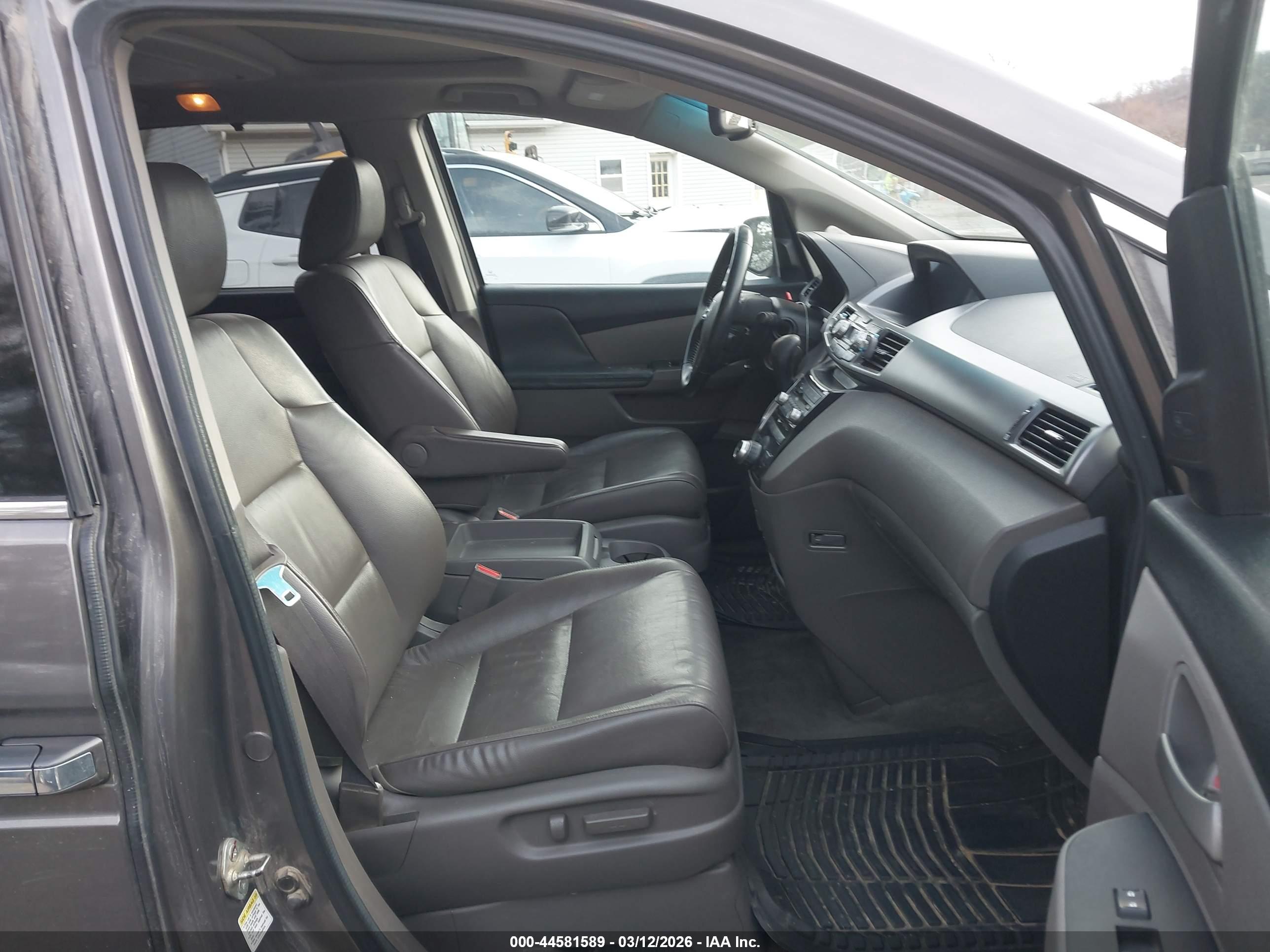 HONDA ODYSSEY image 5