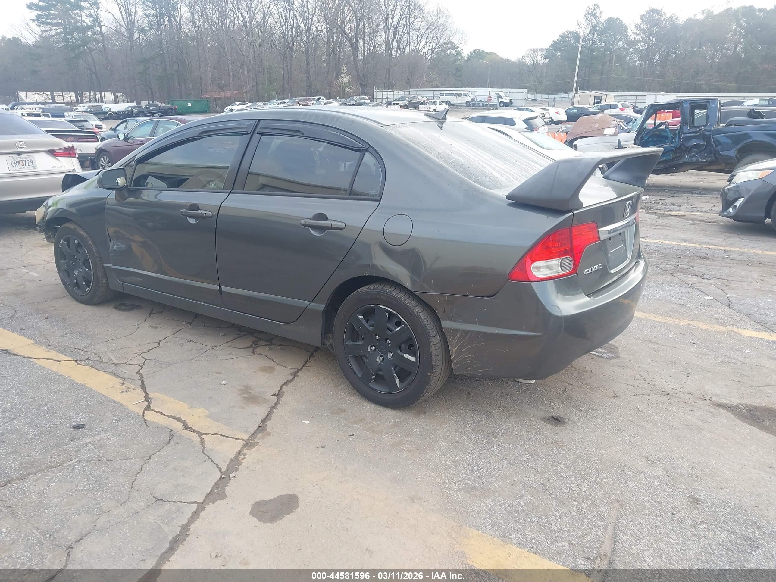 HONDA CIVIC image 3