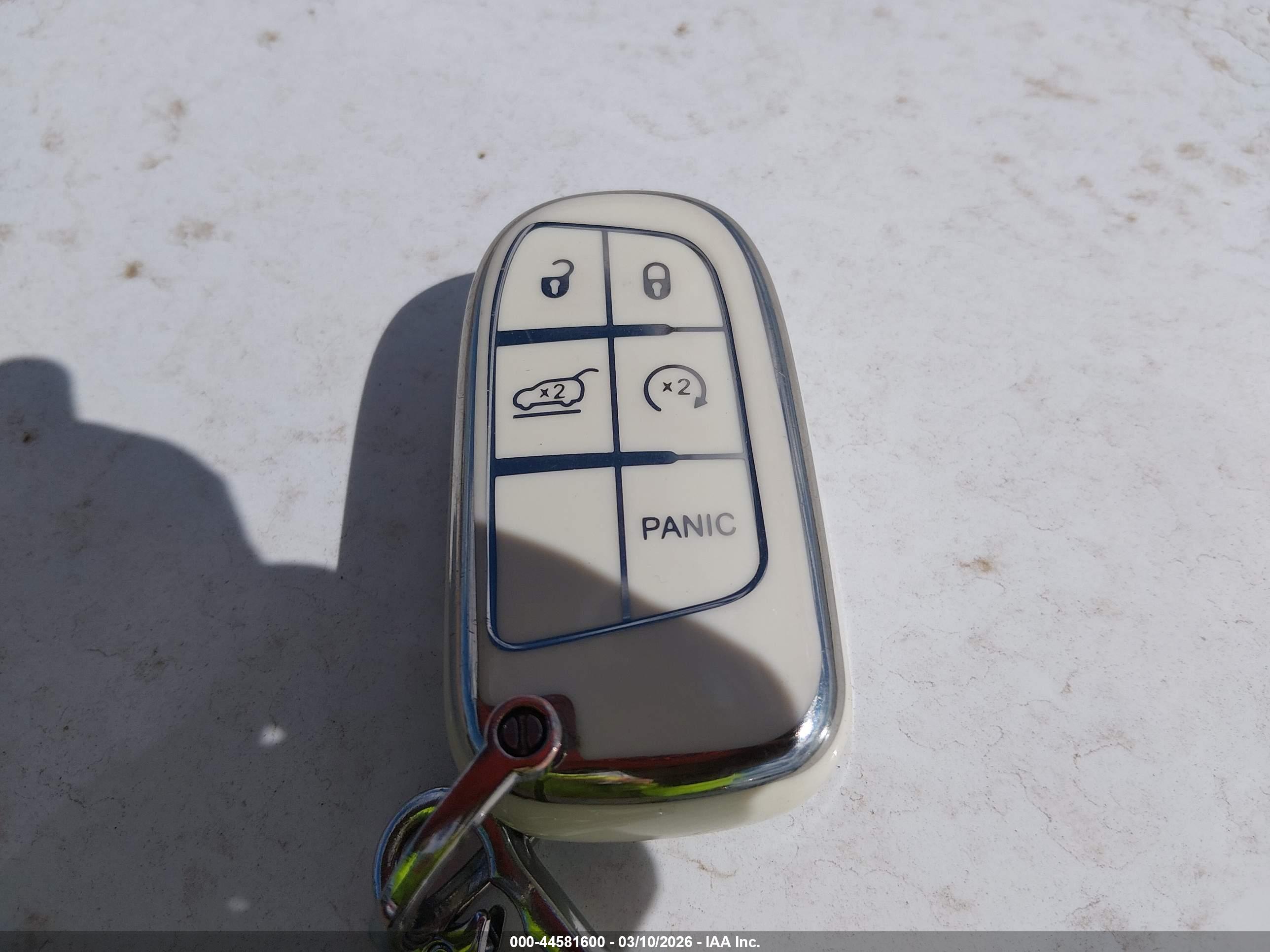 JEEP CHEROKEE image 11