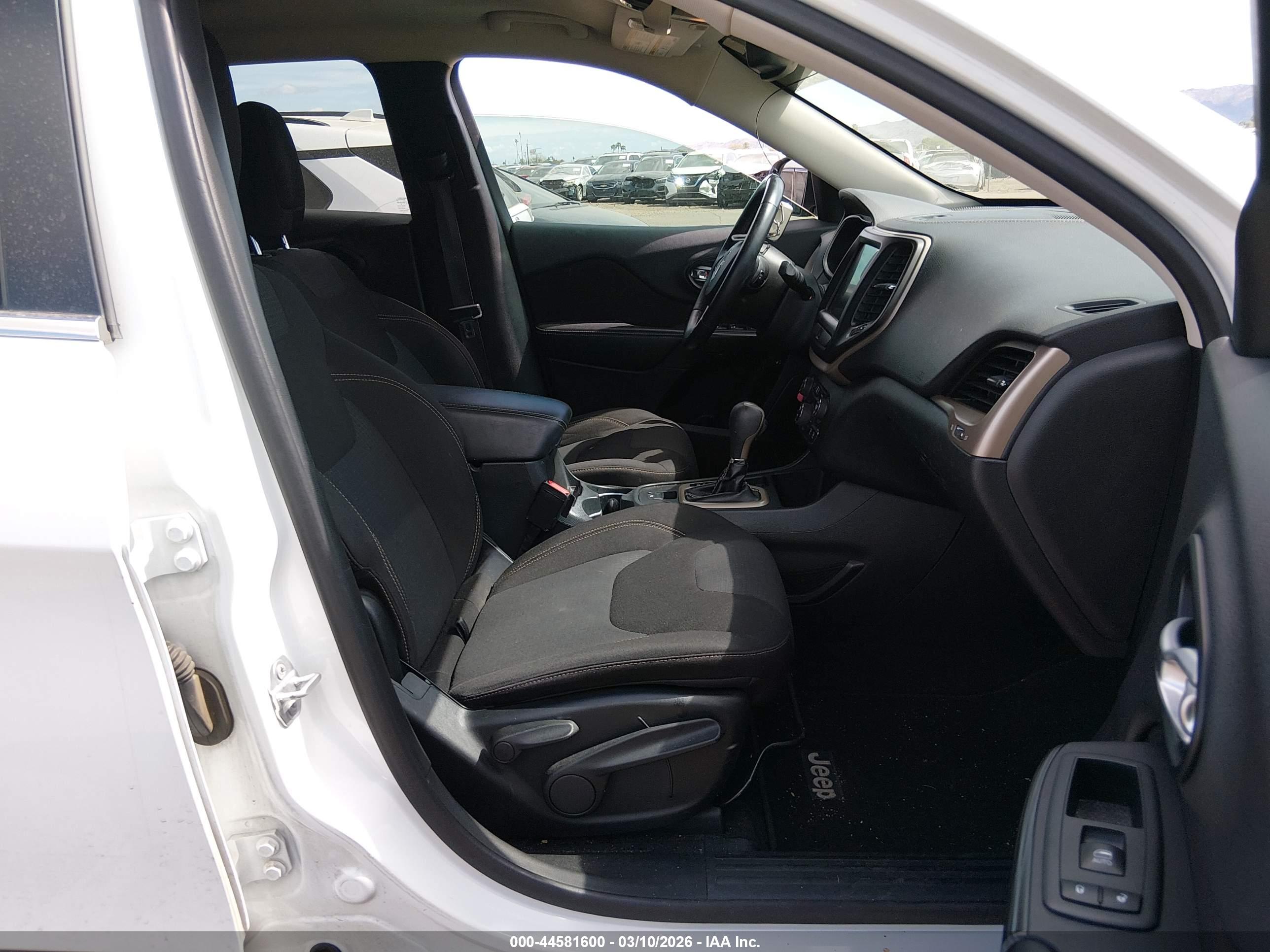 JEEP CHEROKEE image 5