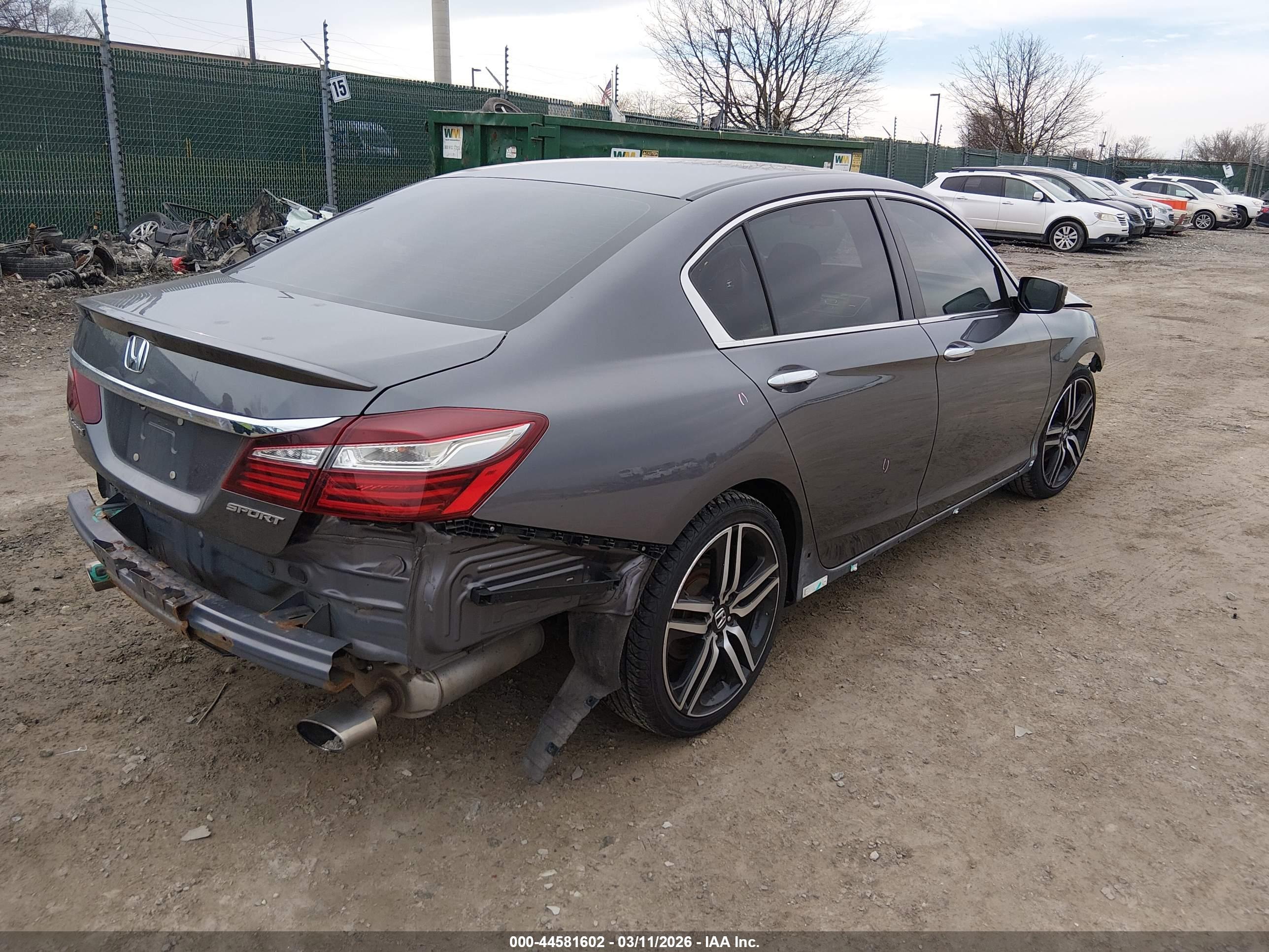 HONDA ACCORD image 4
