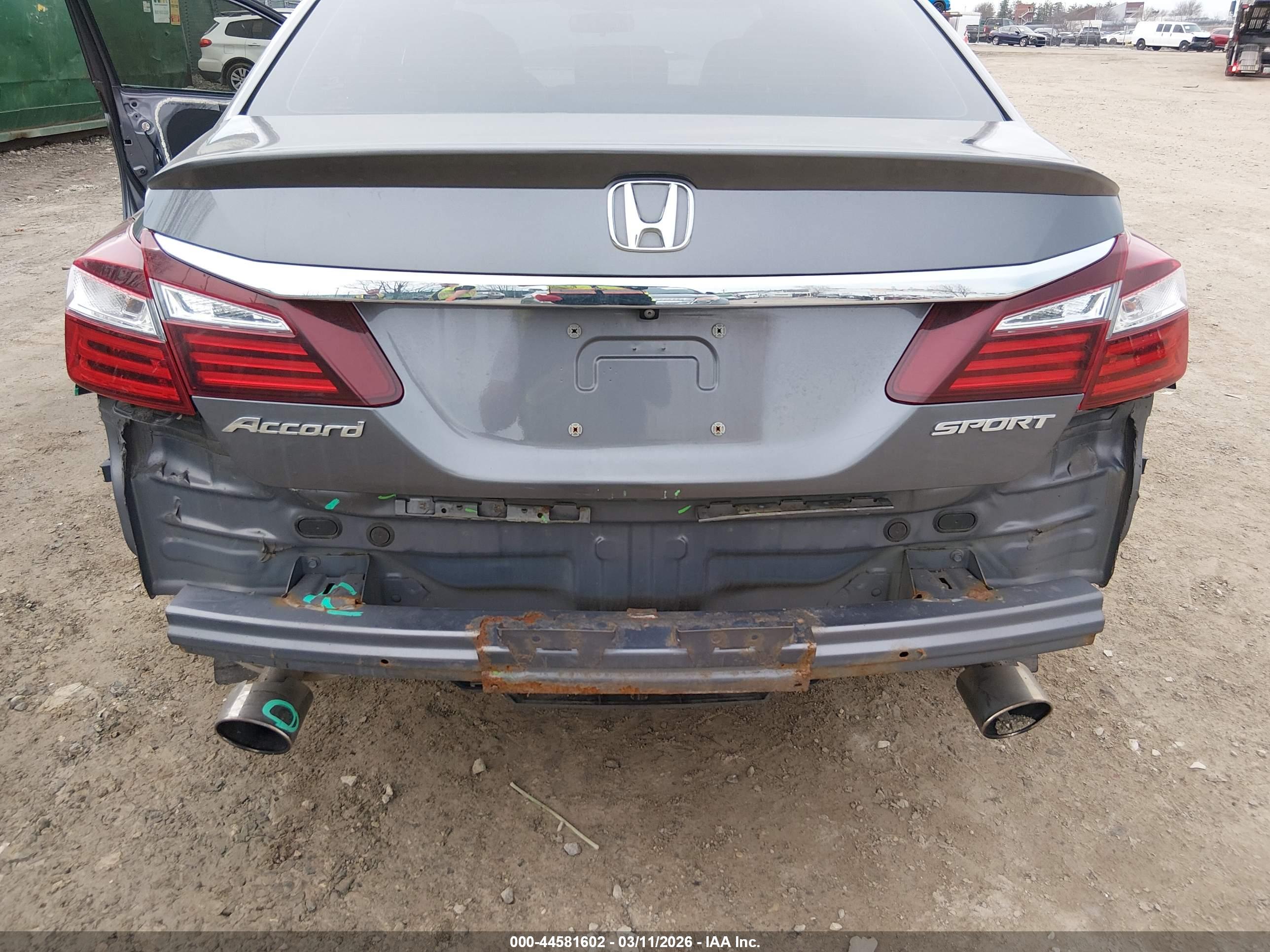 HONDA ACCORD image 6
