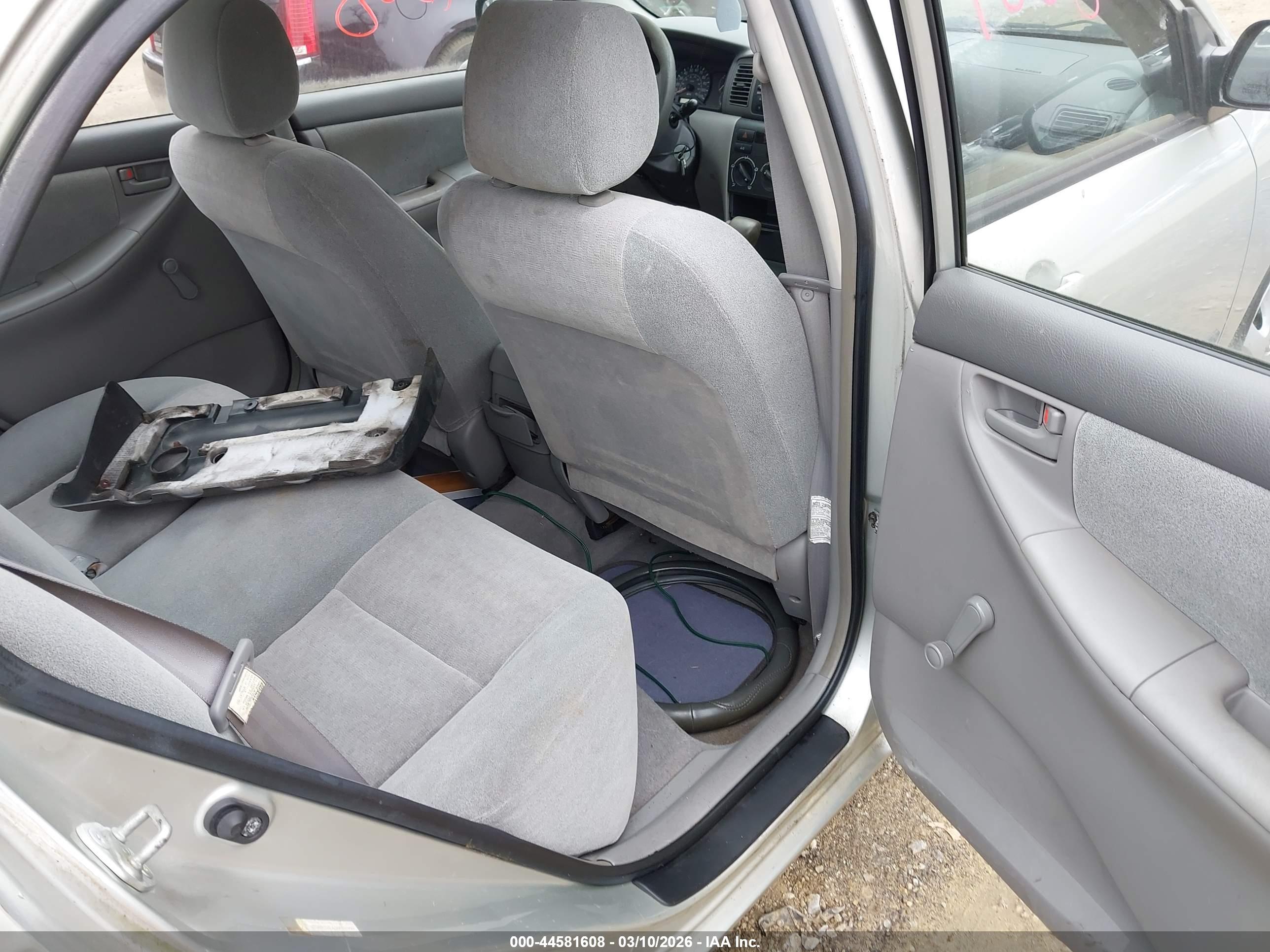 TOYOTA COROLLA image 8