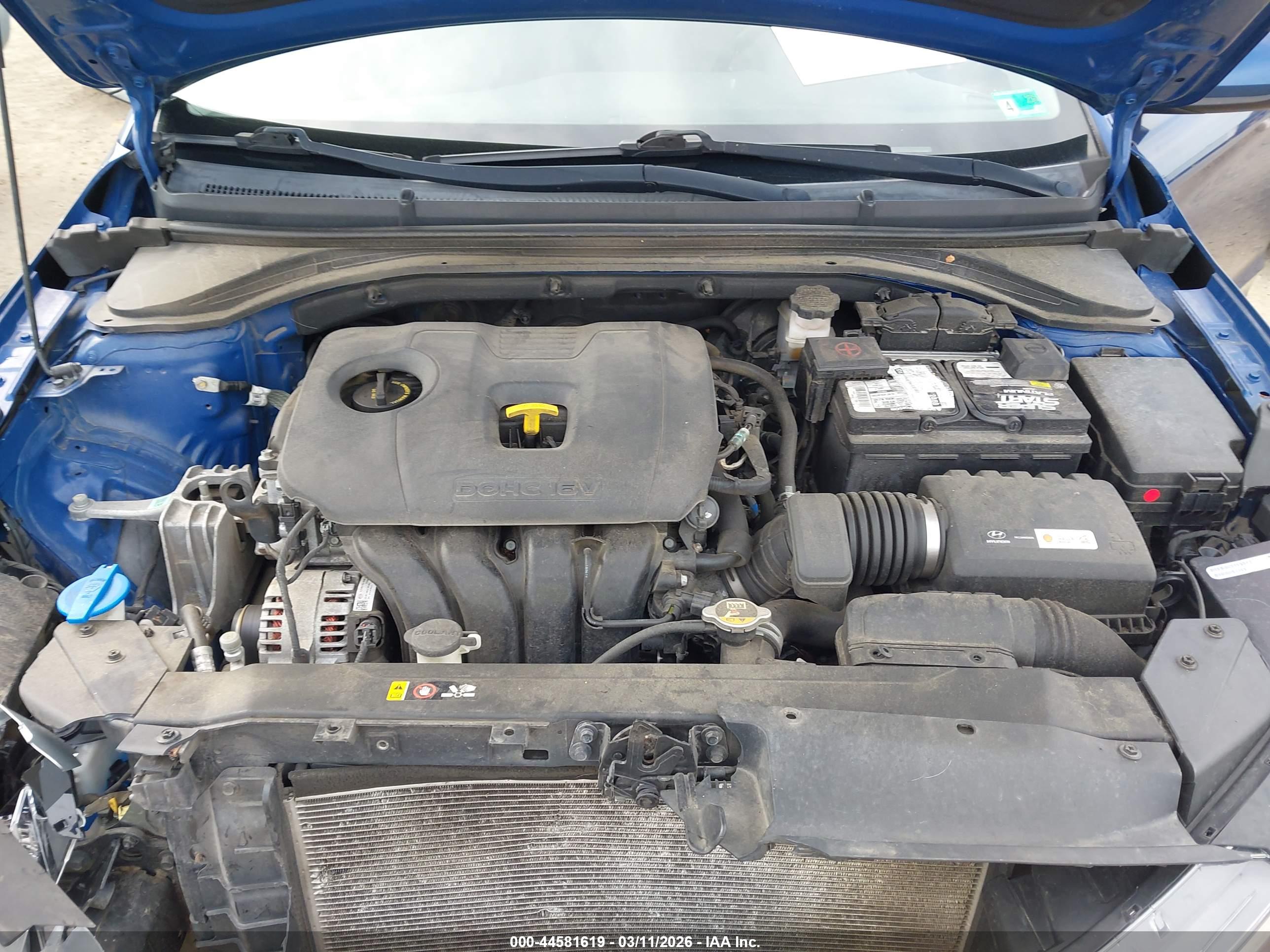 HYUNDAI ELANTRA image 10
