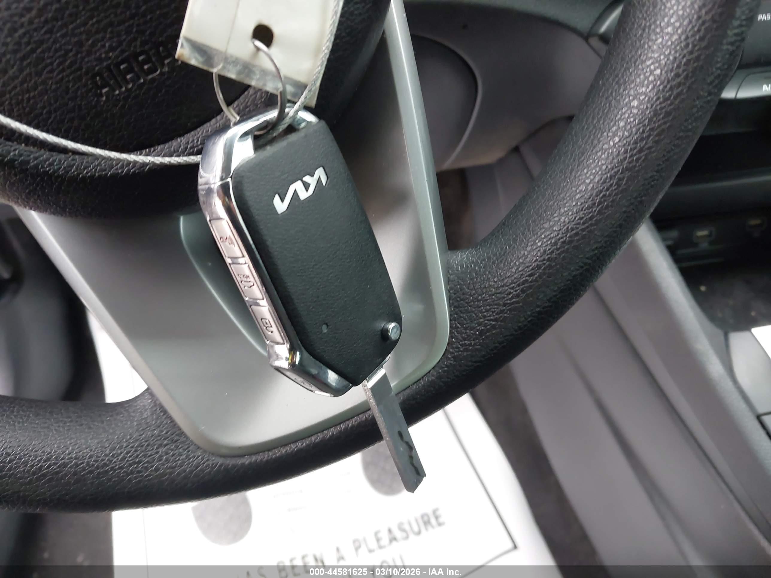 KIA FORTE image 11