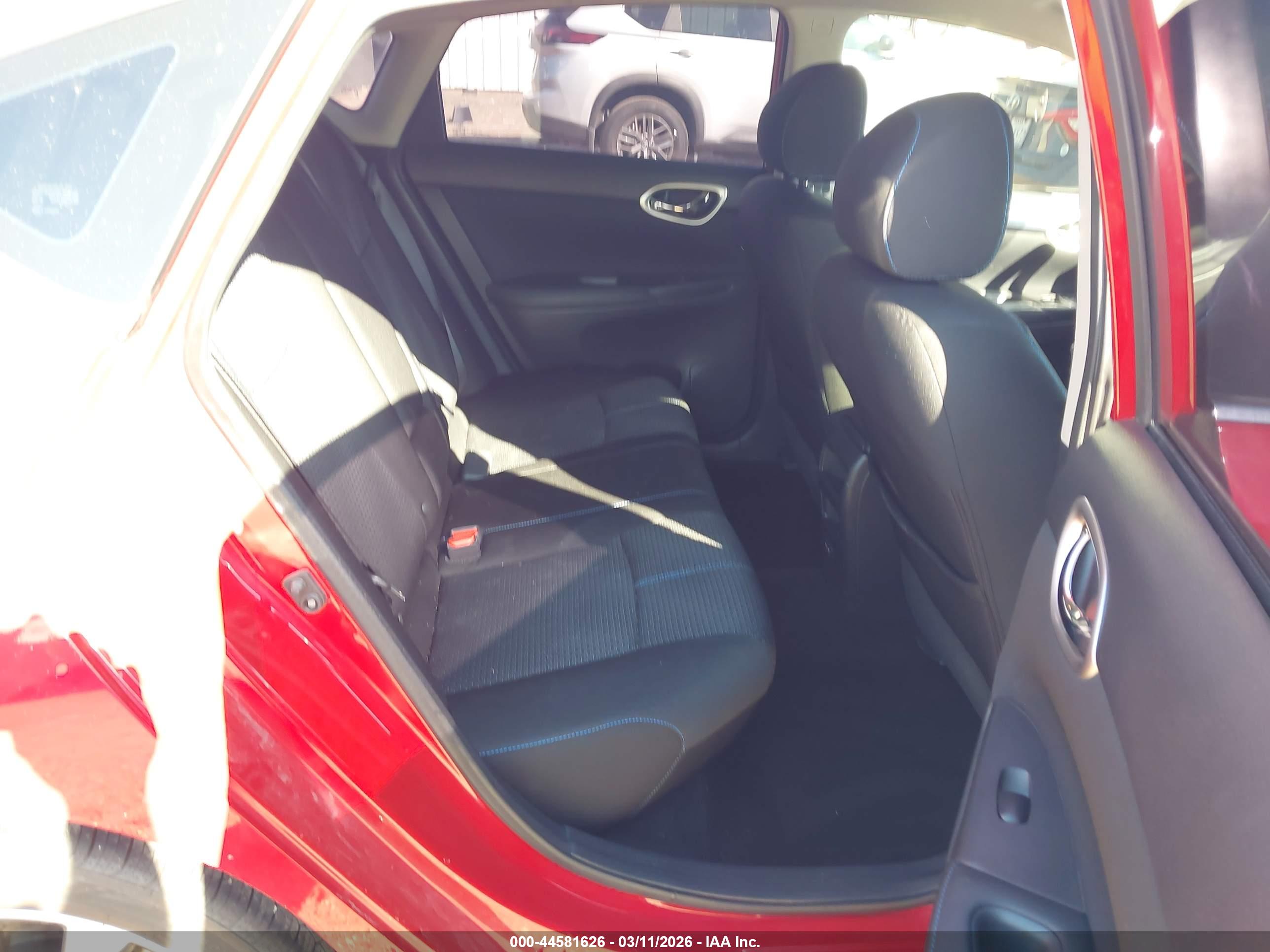 NISSAN SENTRA image 8