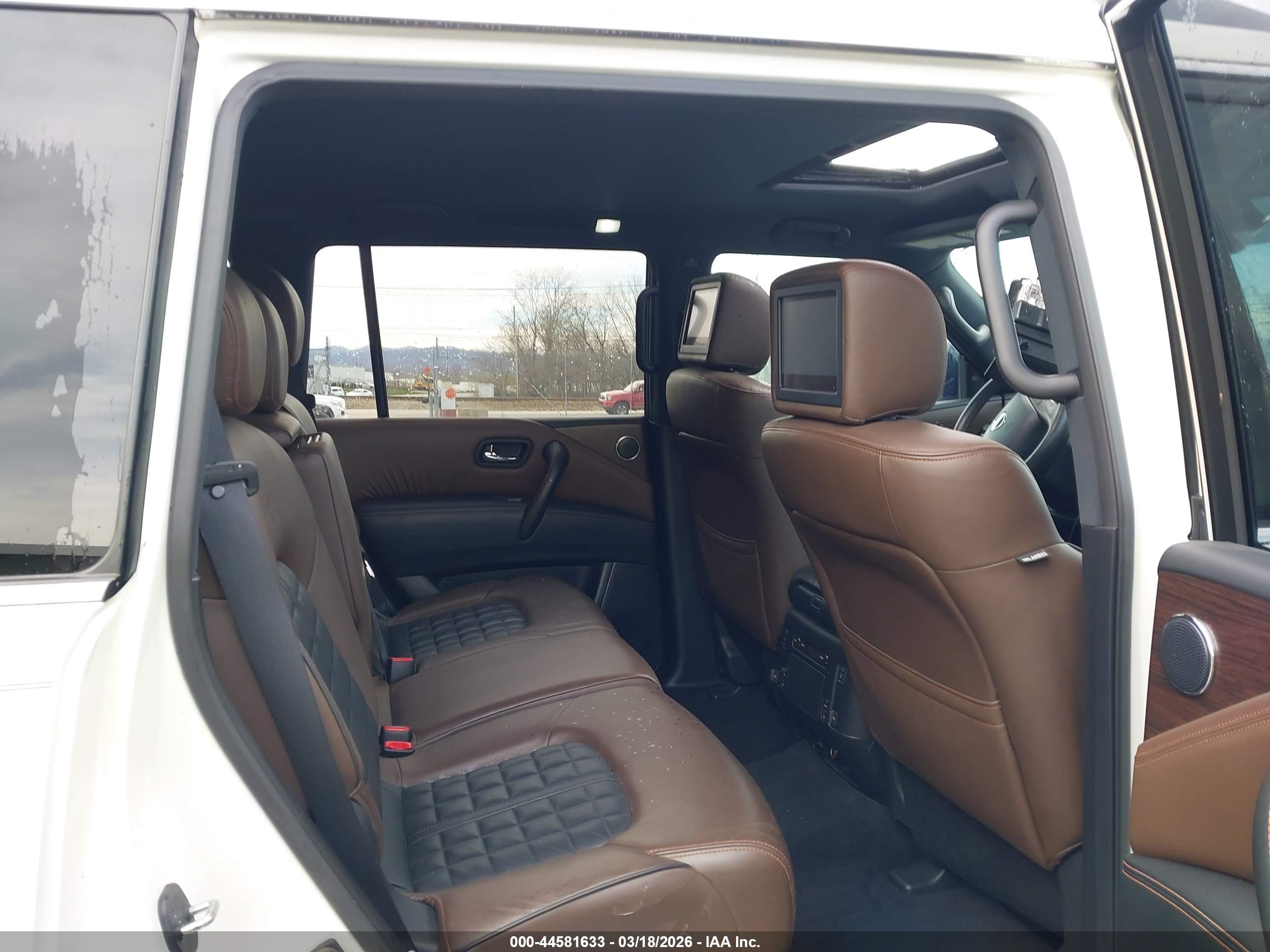 NISSAN ARMADA image 8