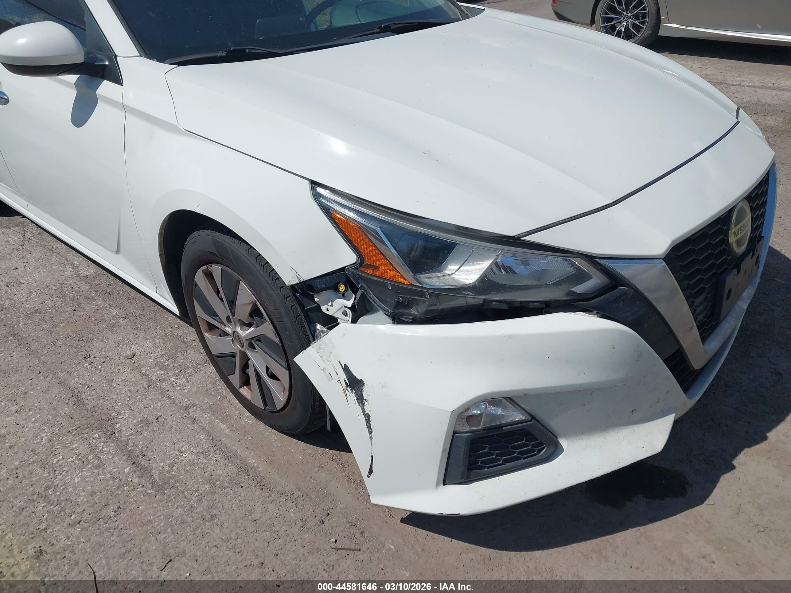 NISSAN ALTIMA image 6