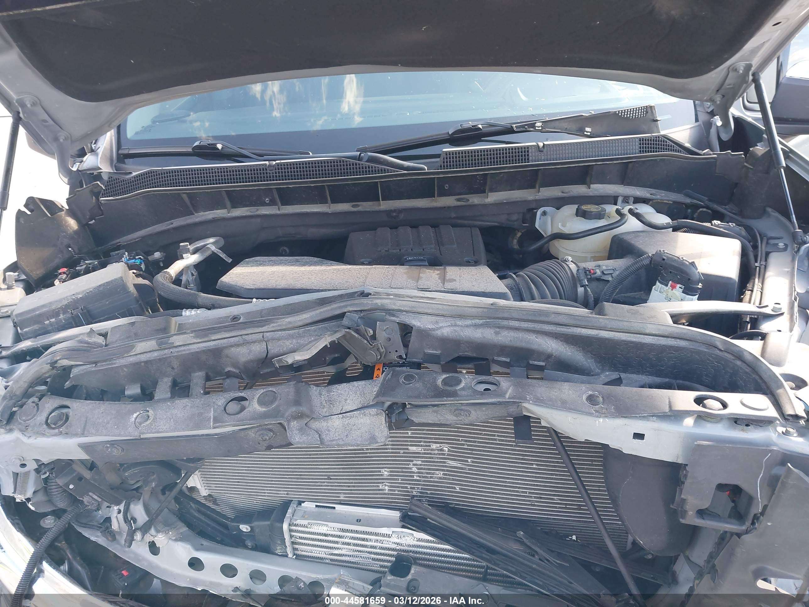 CHEVROLET SILVERADO image 10