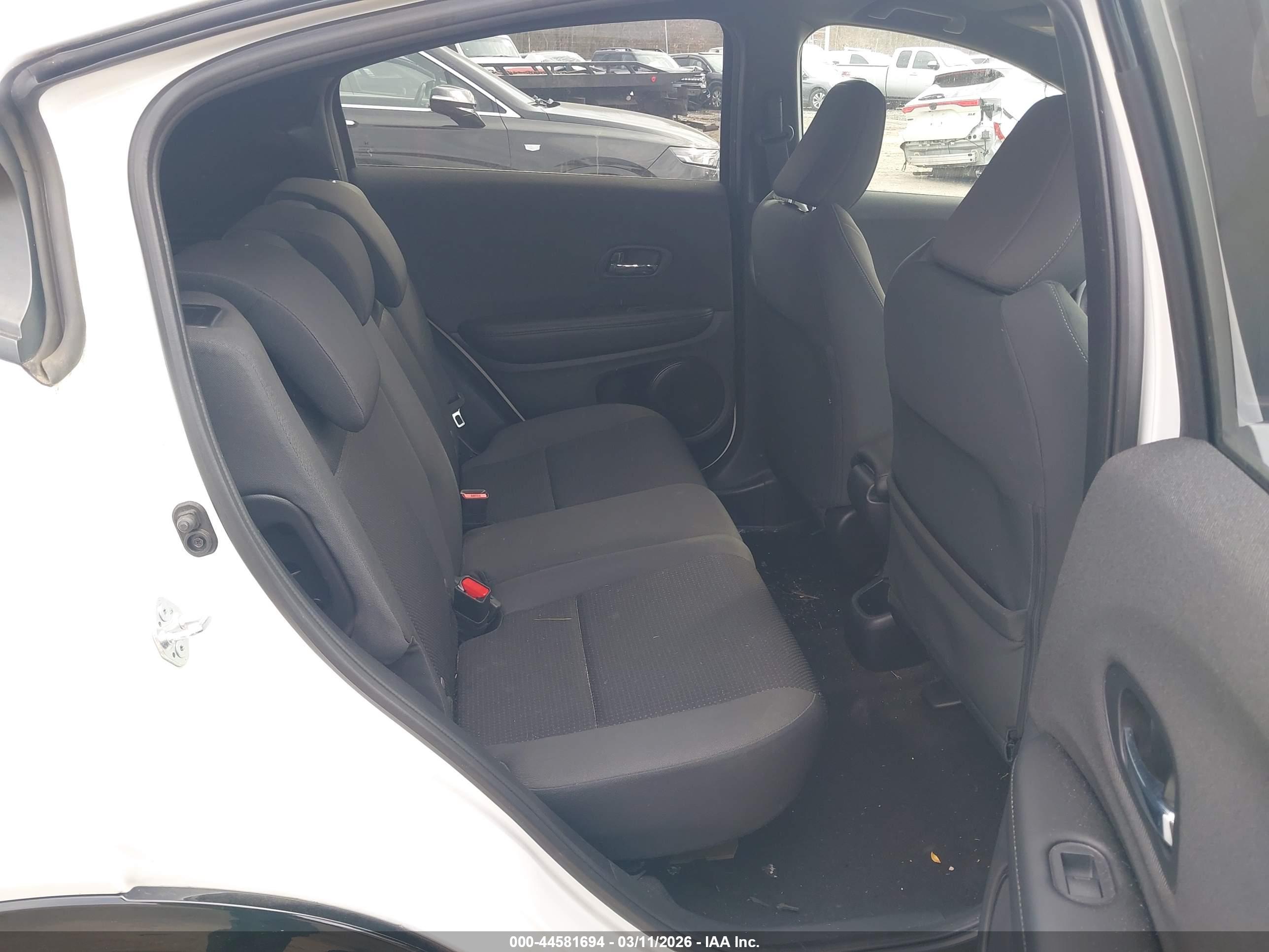 HONDA HR-V image 8