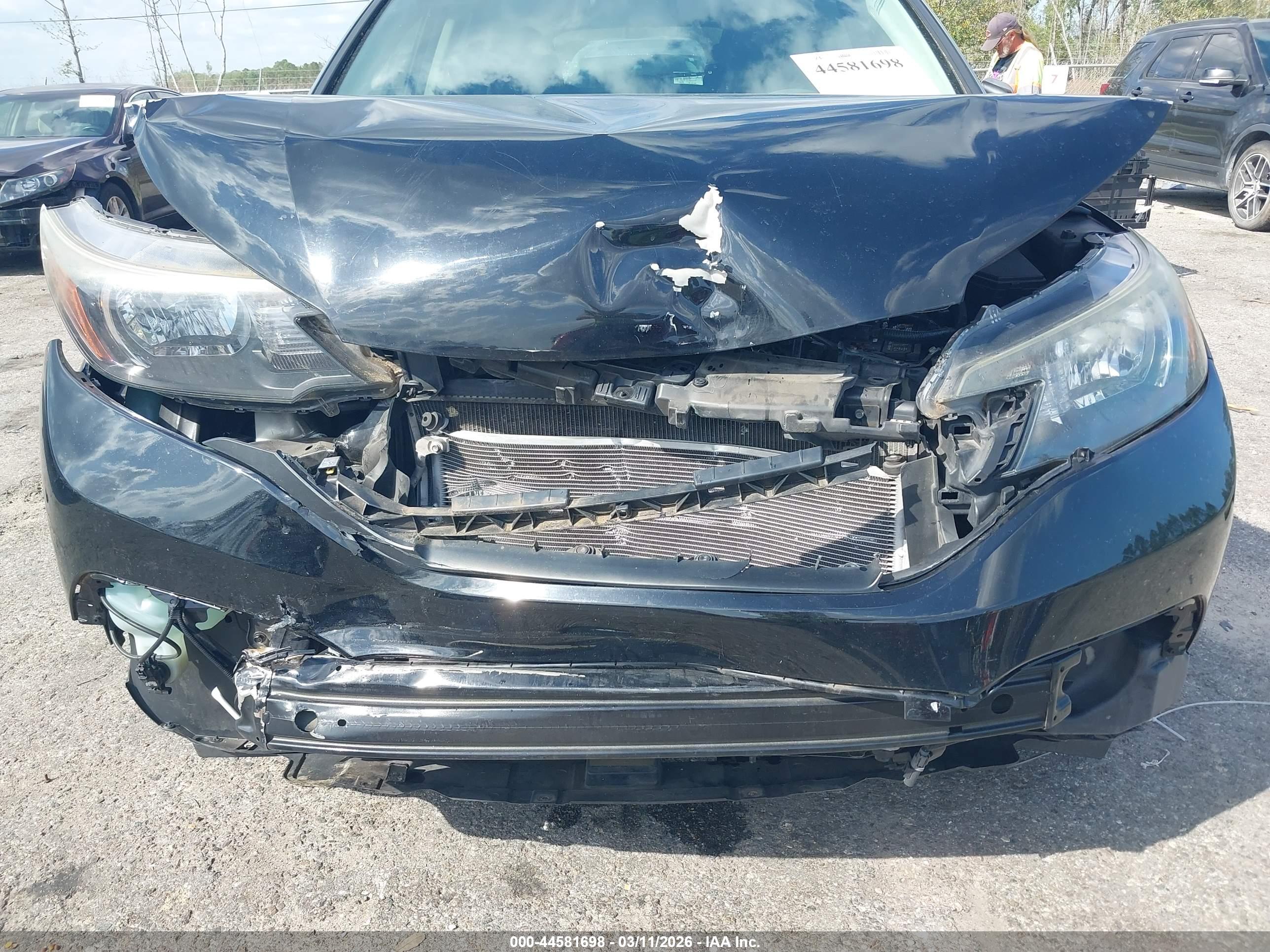 HONDA CR-V image 6