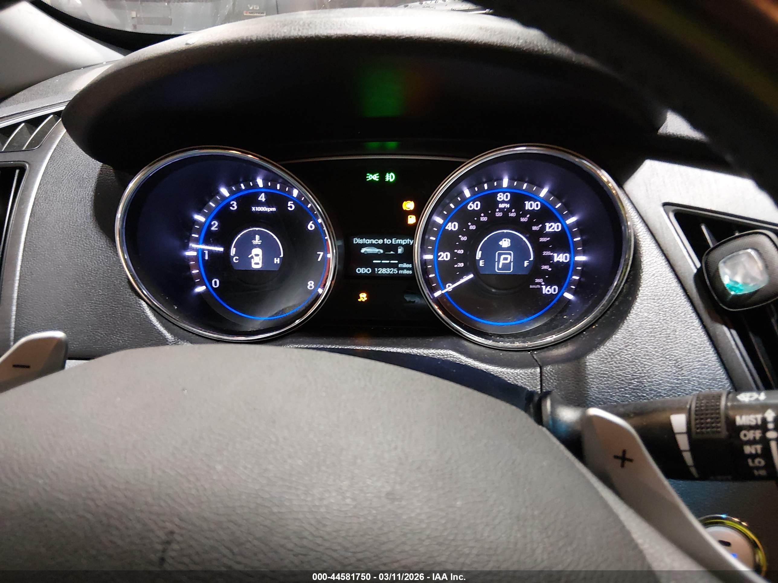 HYUNDAI SONATA image 7