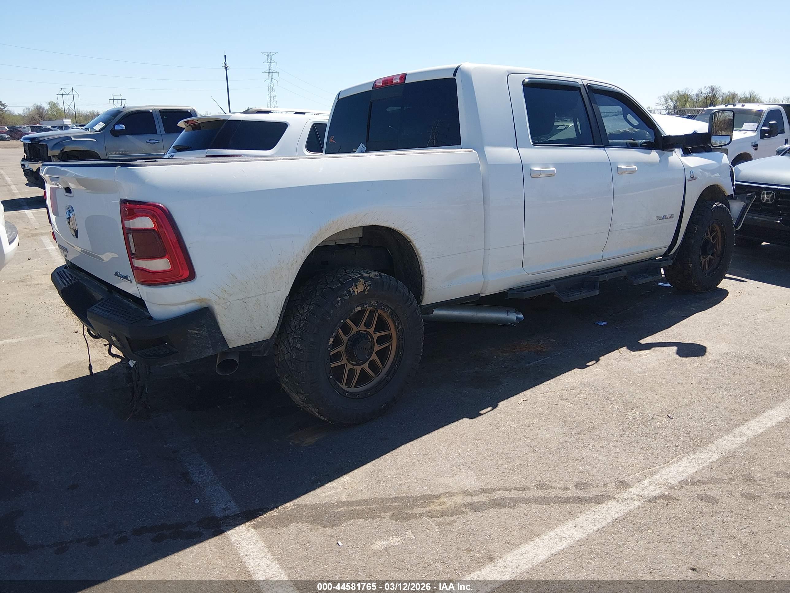 RAM 2500 image 4