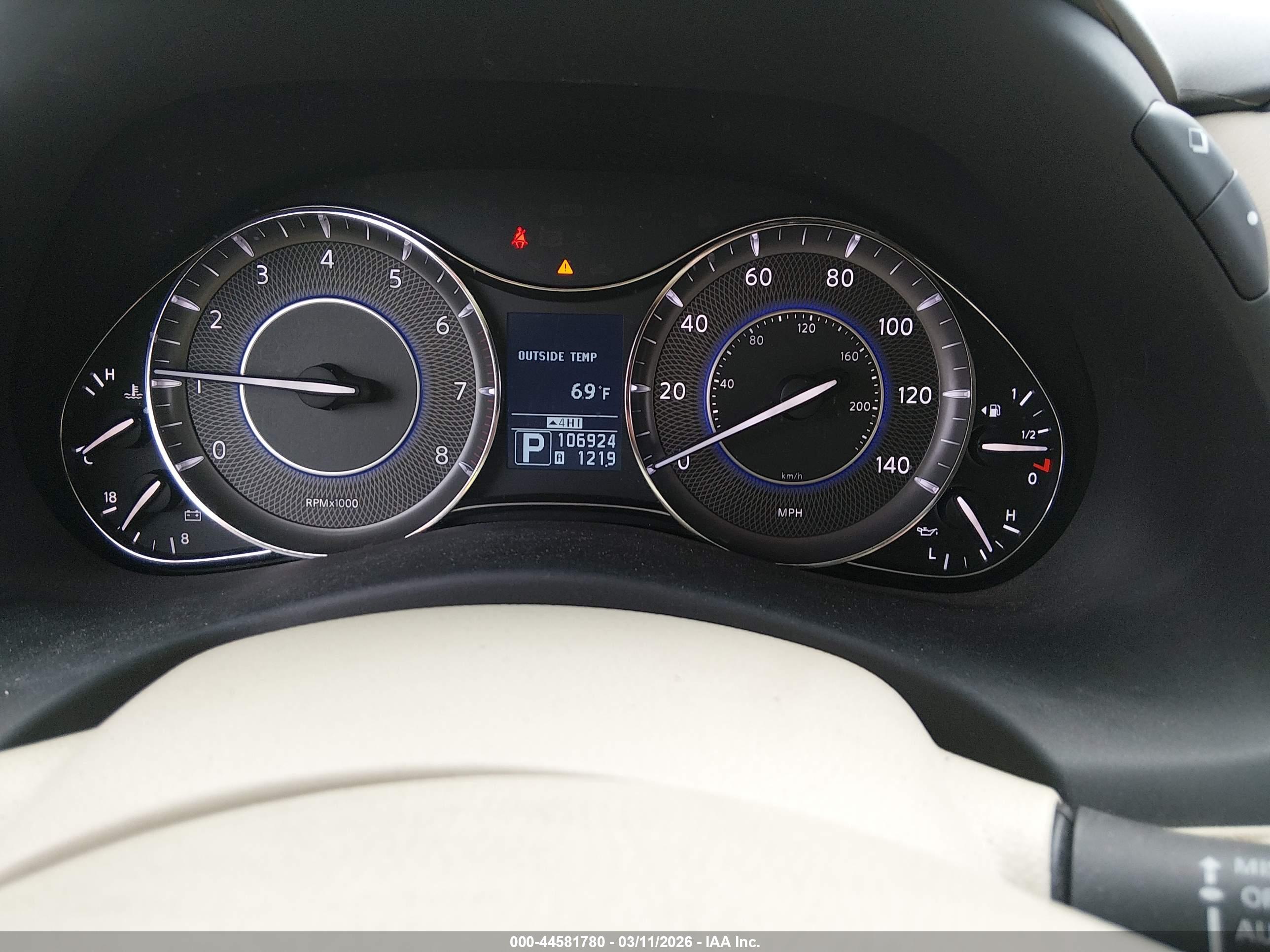 INFINITI QX56 image 7