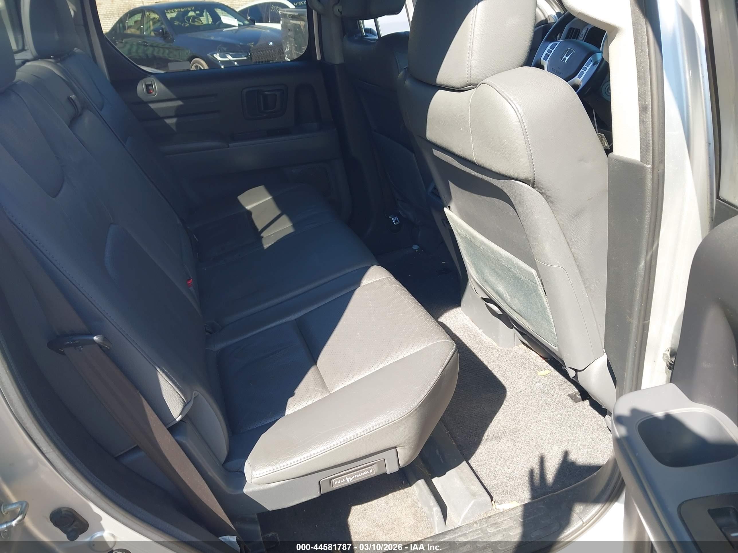 HONDA RIDGELINE image 8