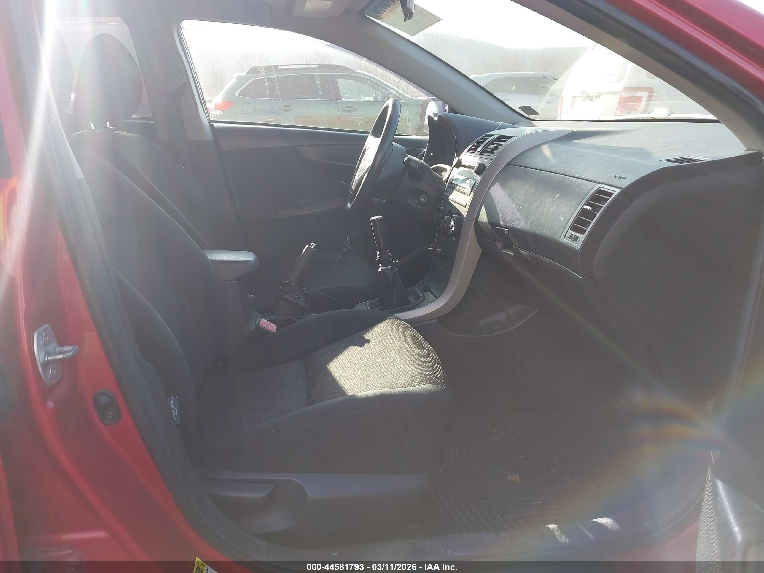 TOYOTA COROLLA image 5