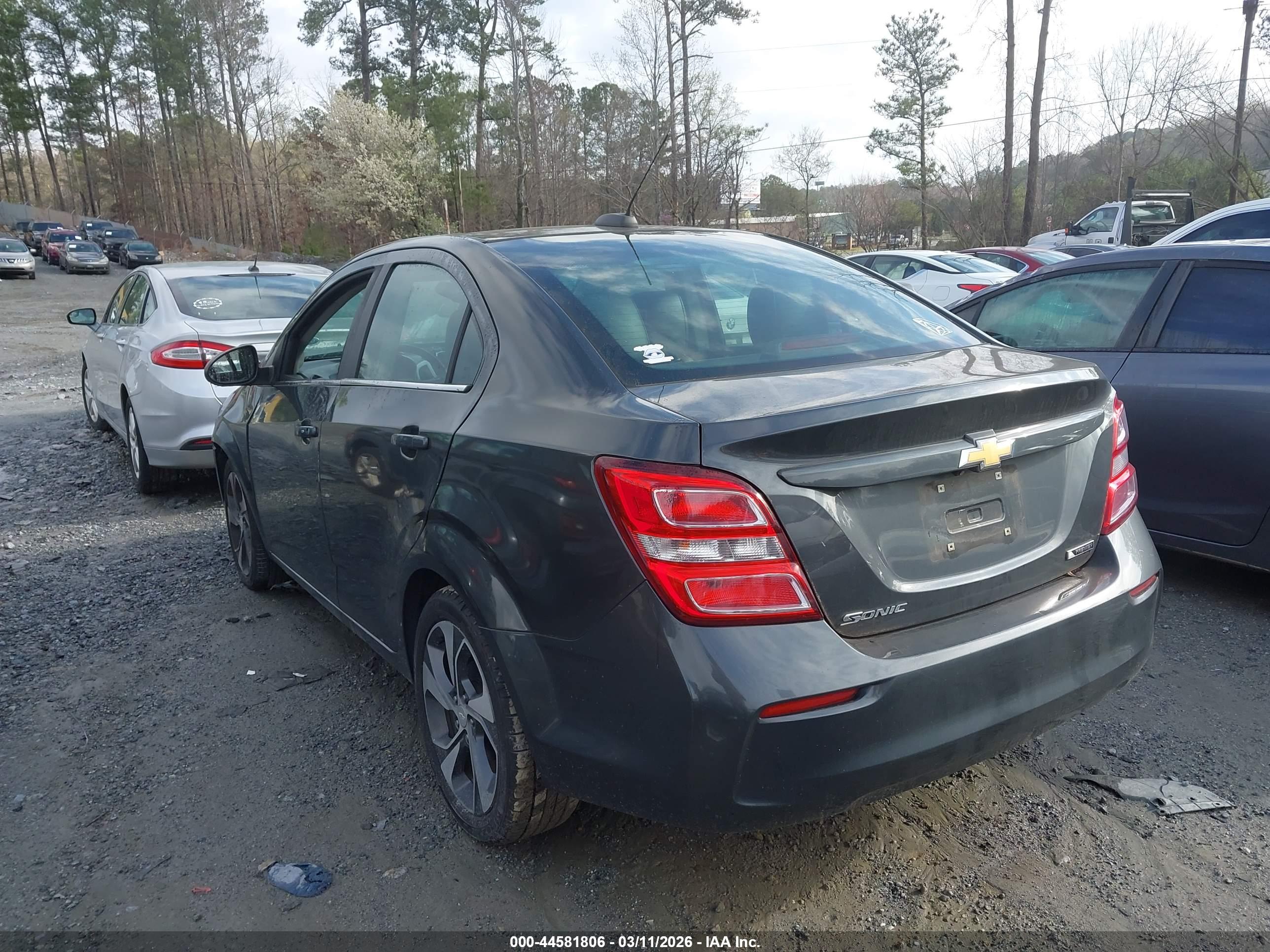 CHEVROLET SONIC image 3