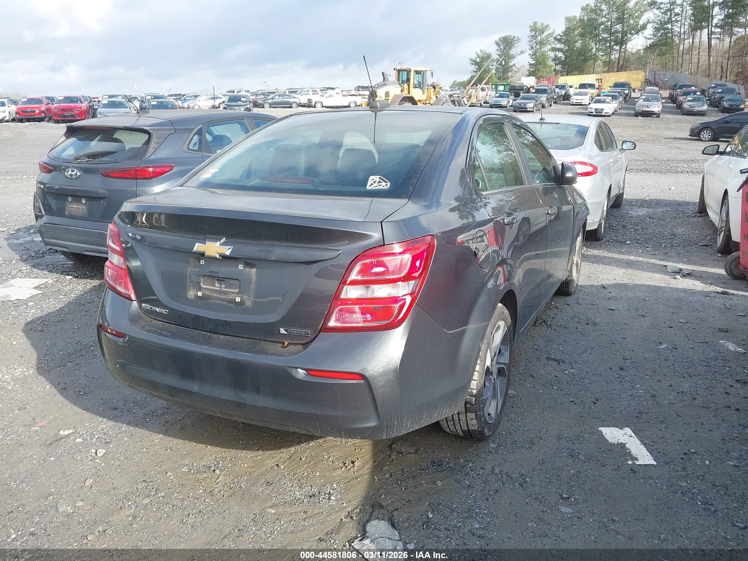 CHEVROLET SONIC image 4