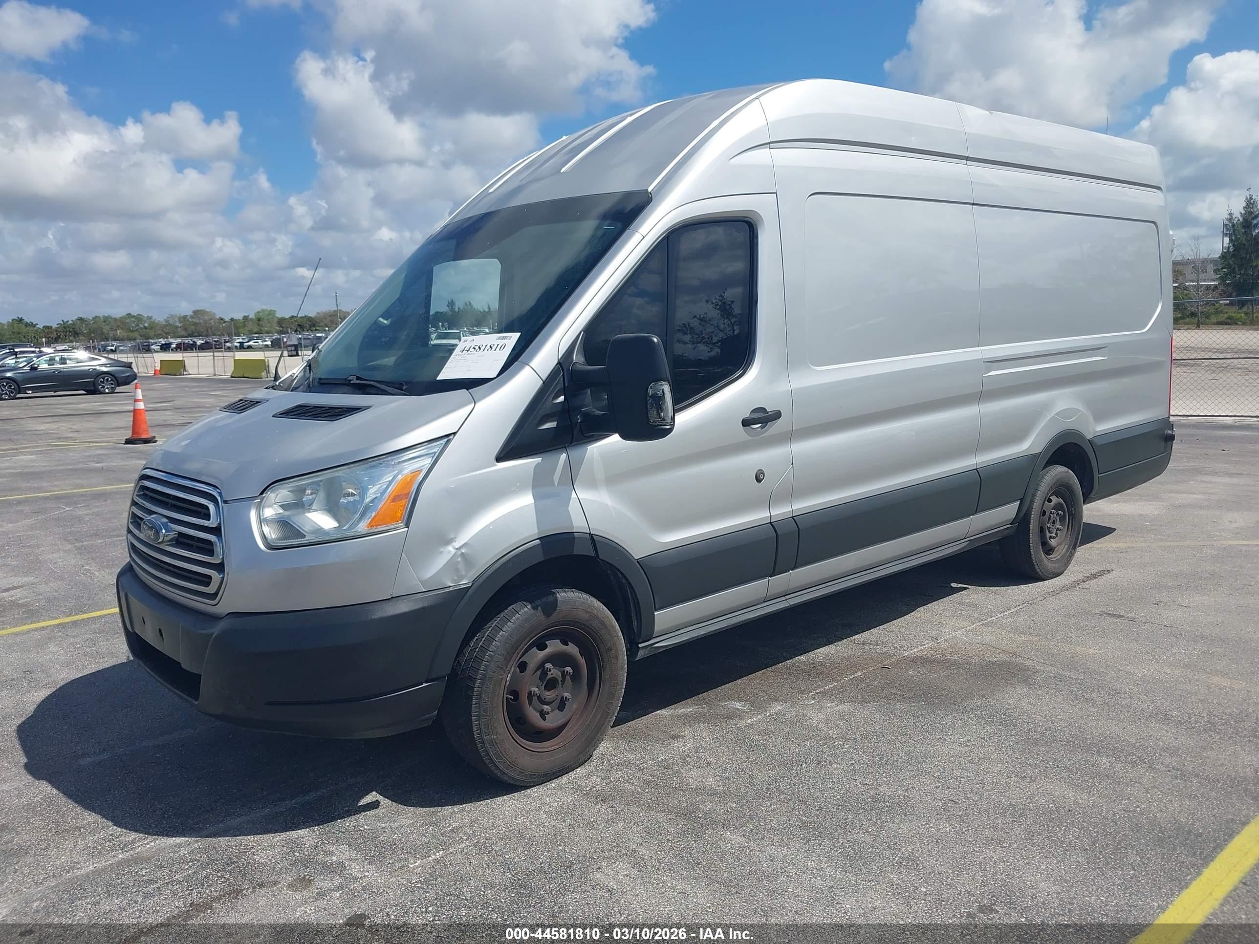 FORD TRANSIT-350 image 2