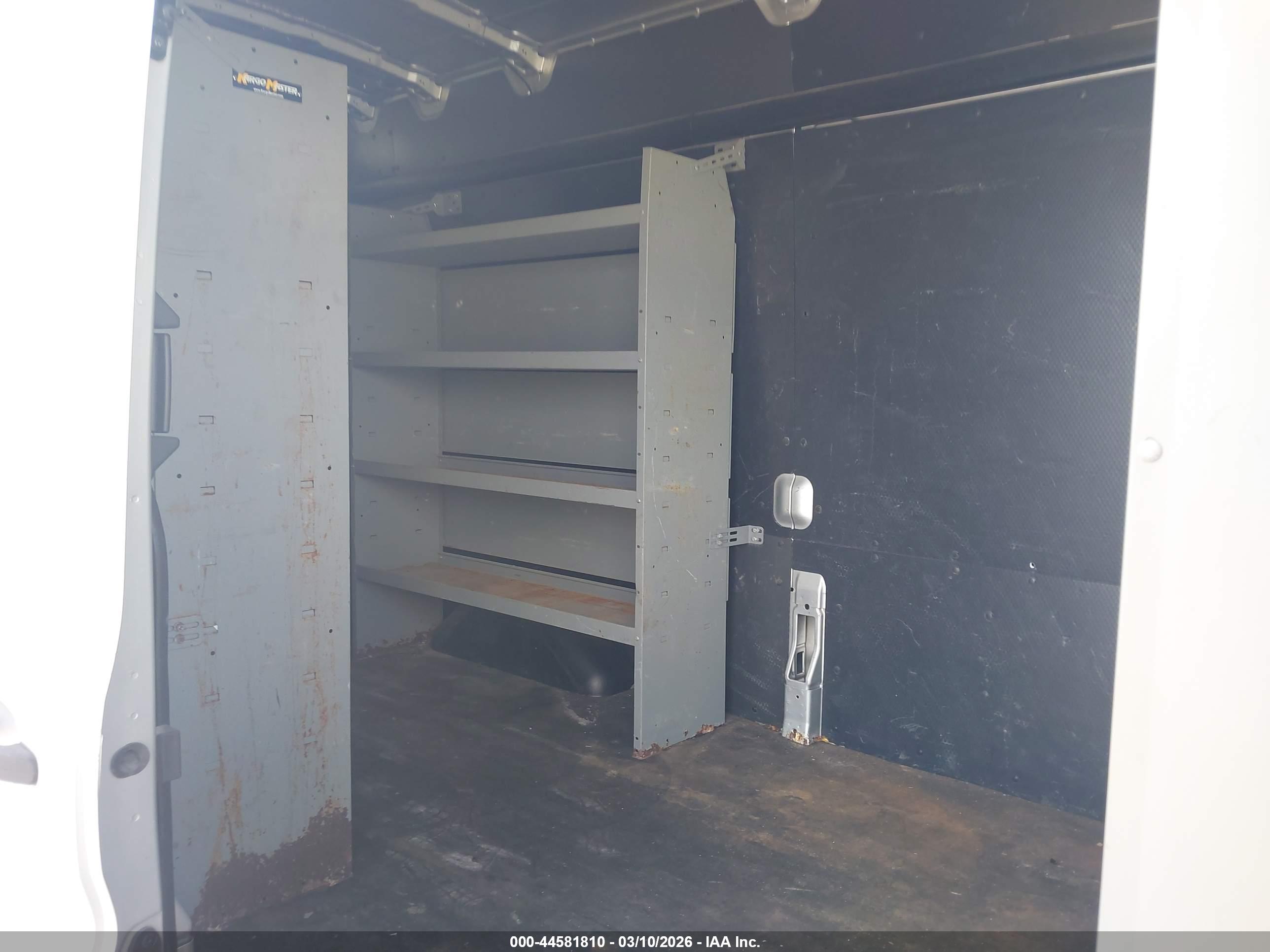FORD TRANSIT-350 image 8
