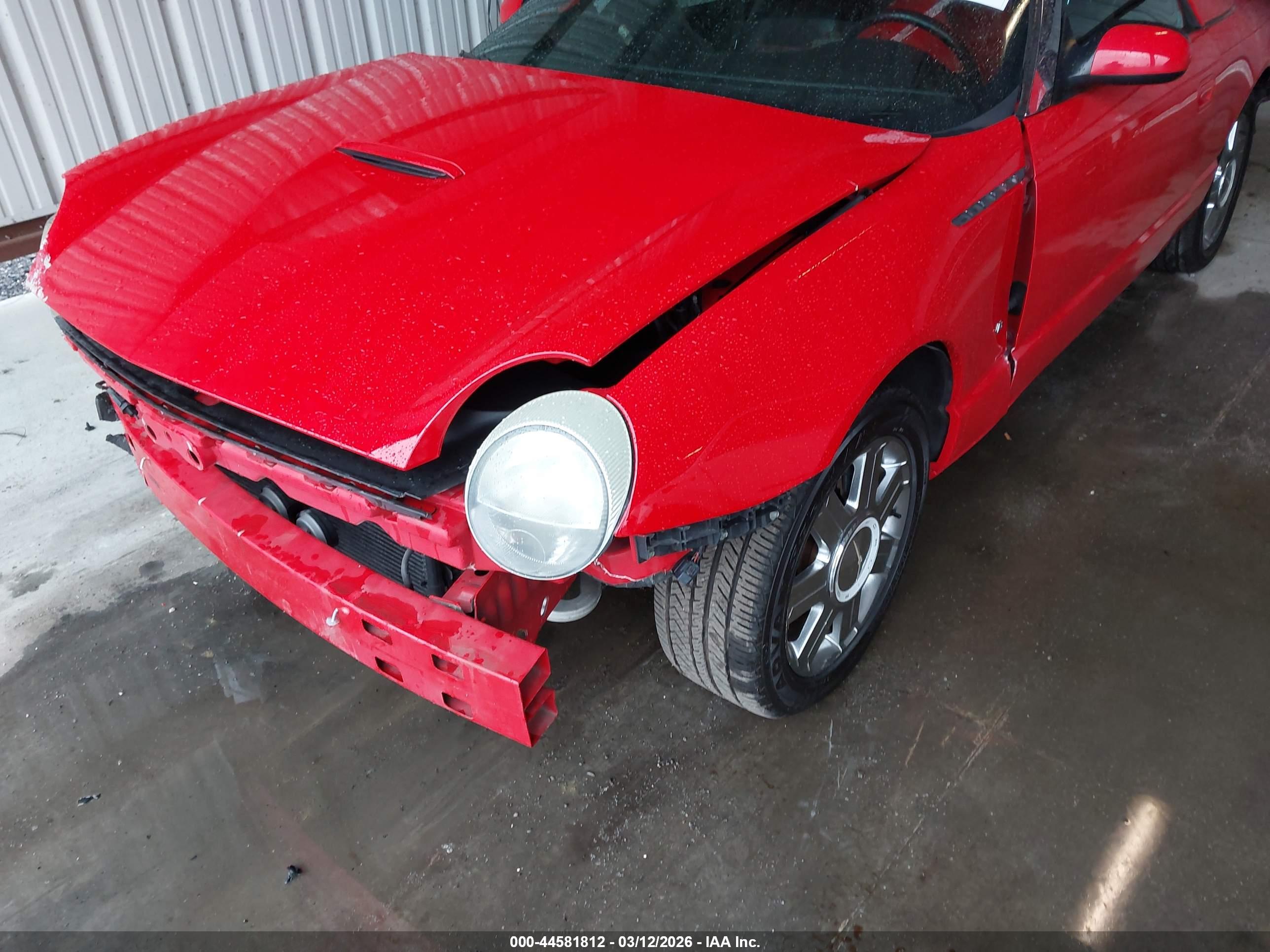 FORD THUNDERBIRD image 6