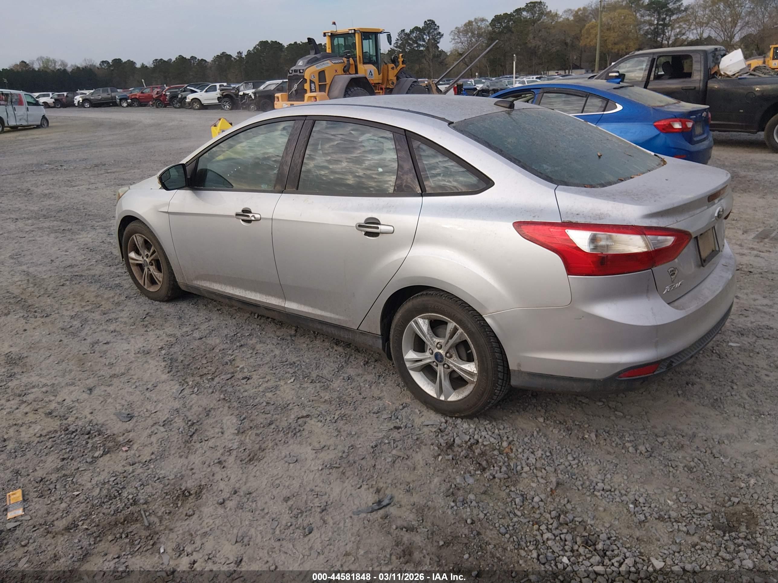 FORD FOCUS image 3
