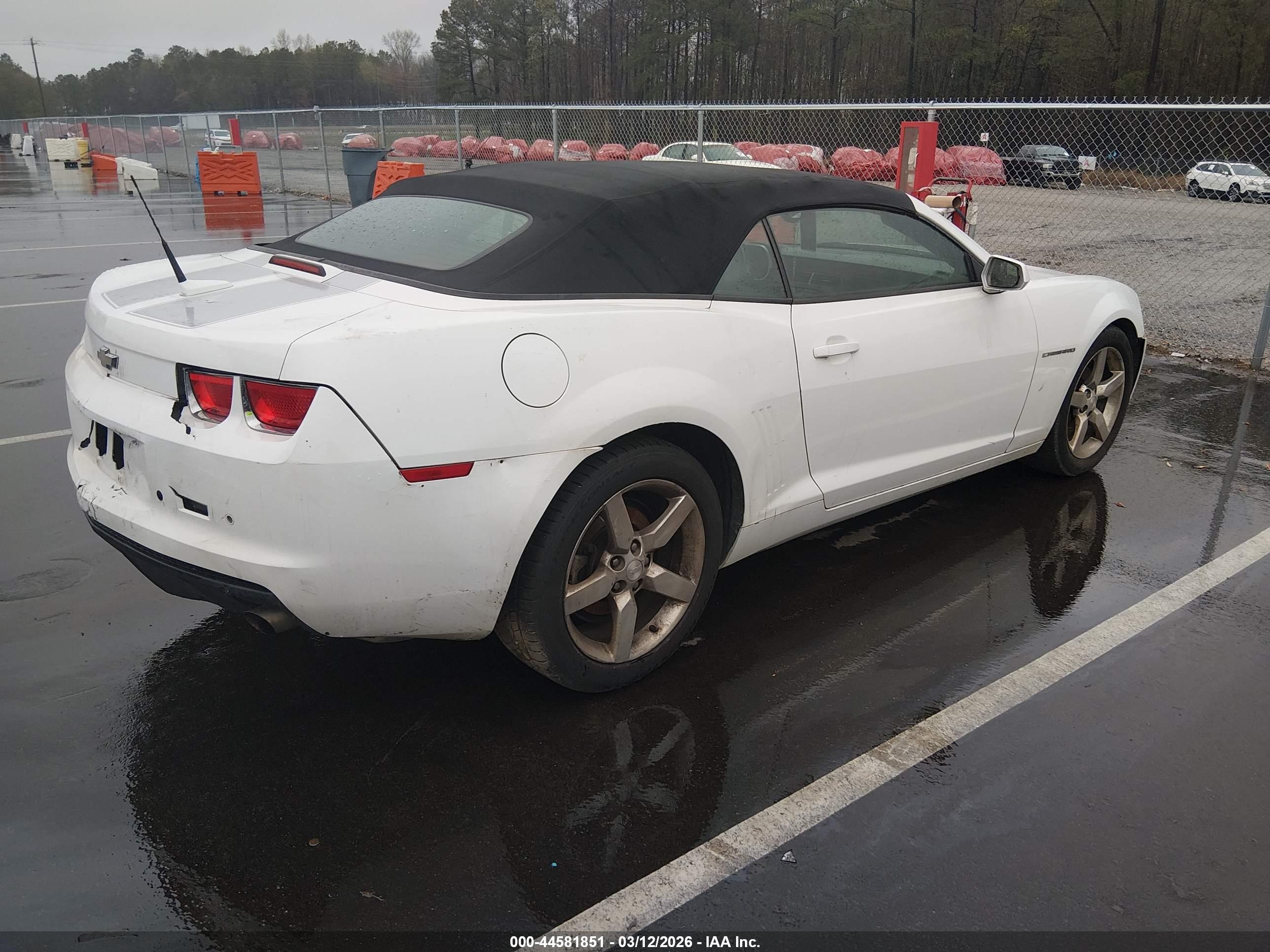CHEVROLET CAMARO image 4