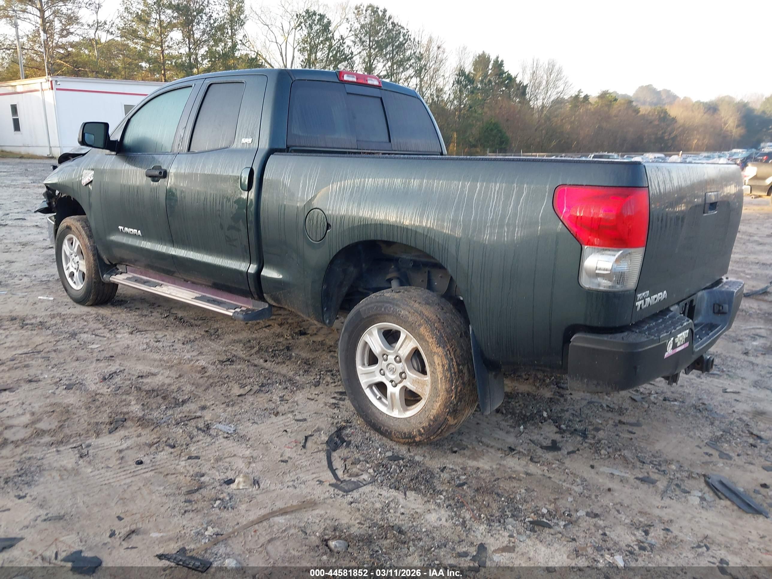 TOYOTA TUNDRA image 3