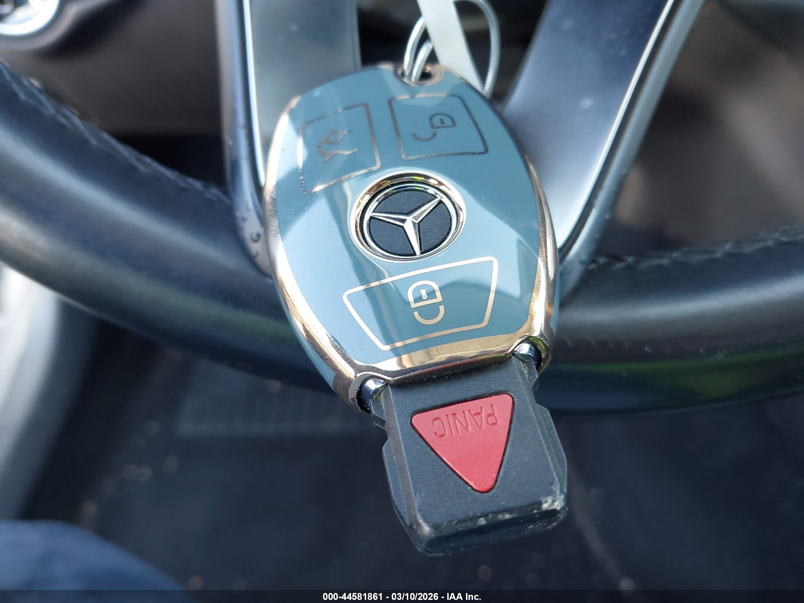 MERCEDES-BENZ C image 11