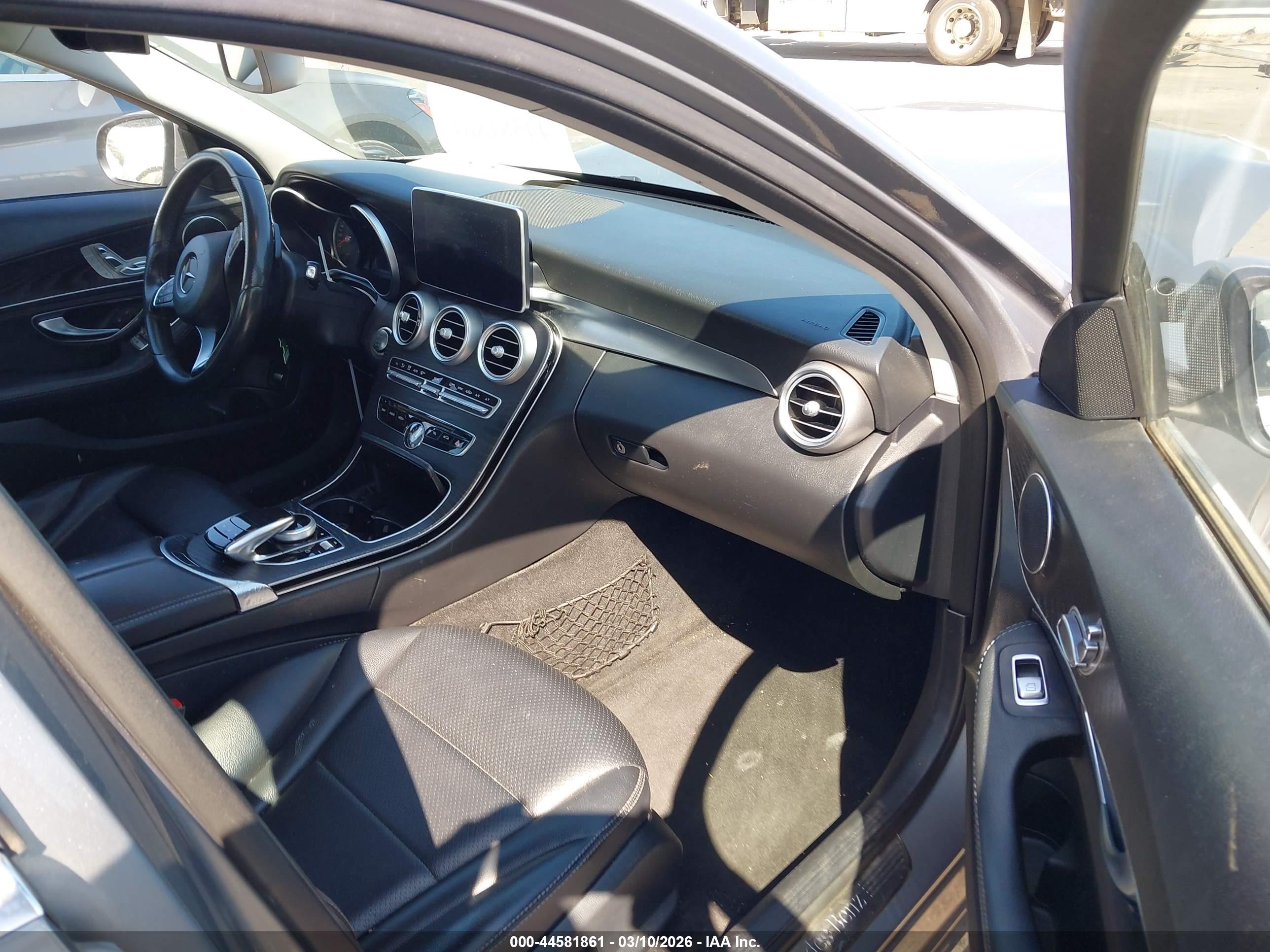 MERCEDES-BENZ C image 5