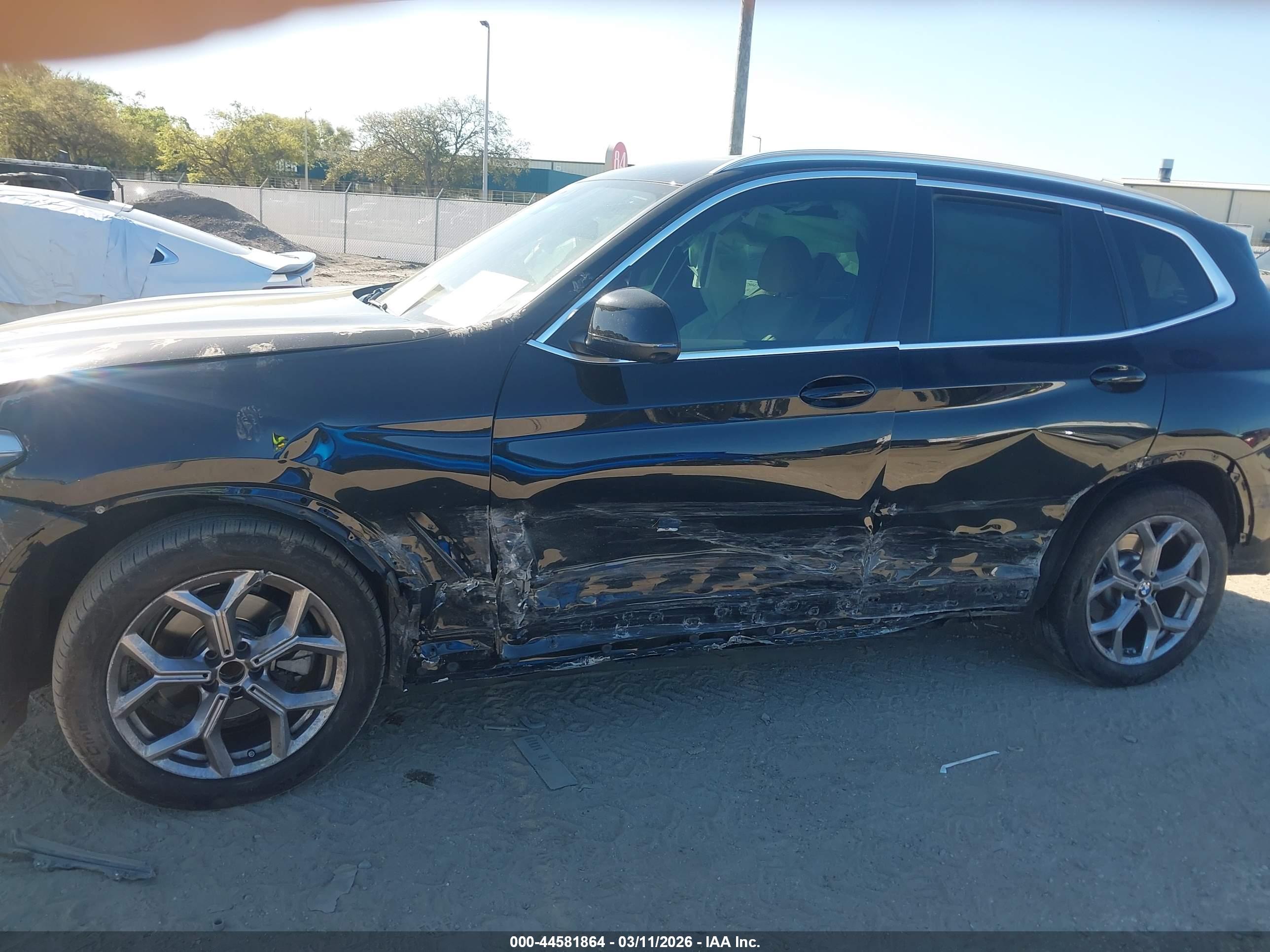 BMW X3 image 6
