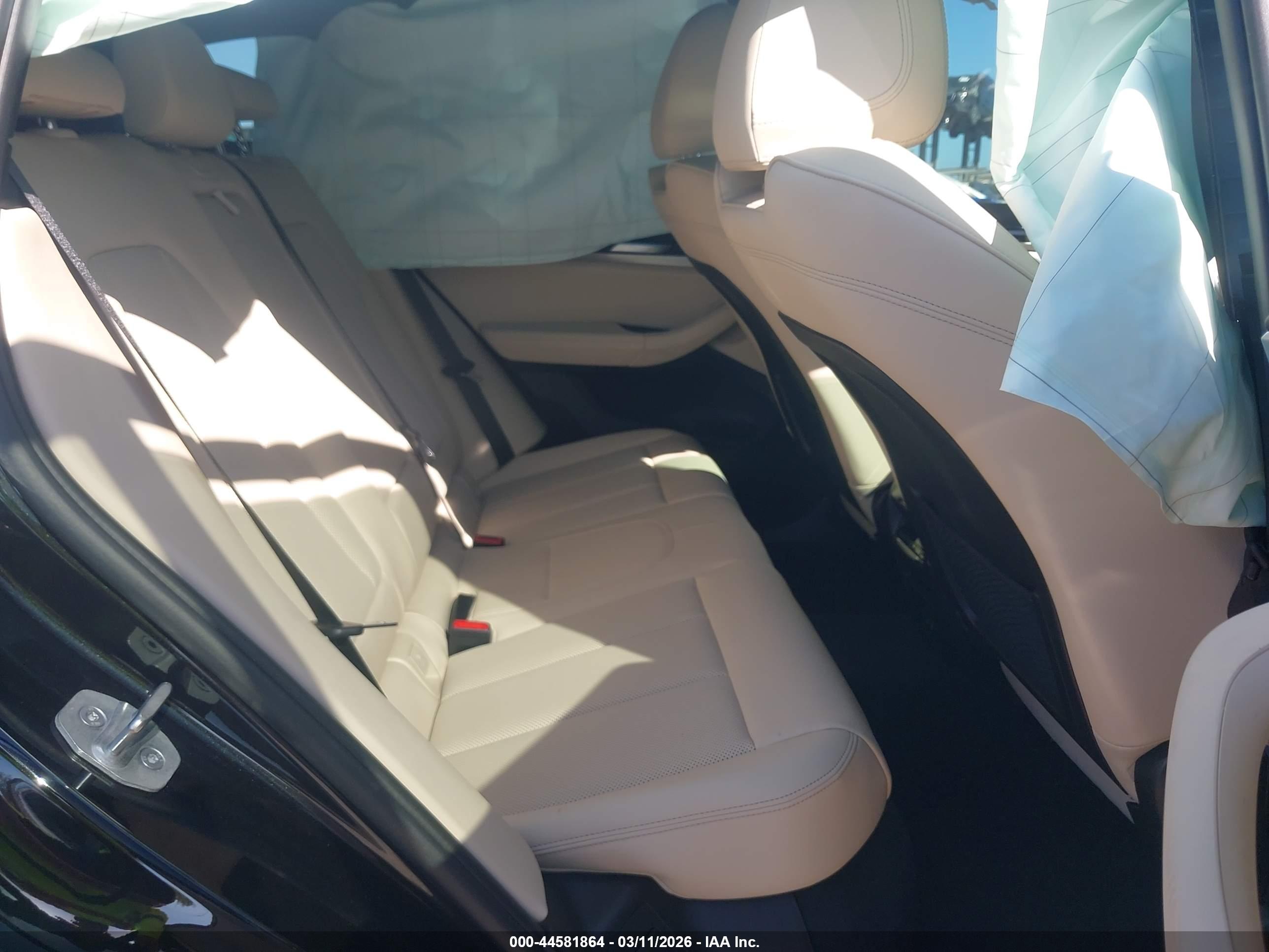 BMW X3 image 8