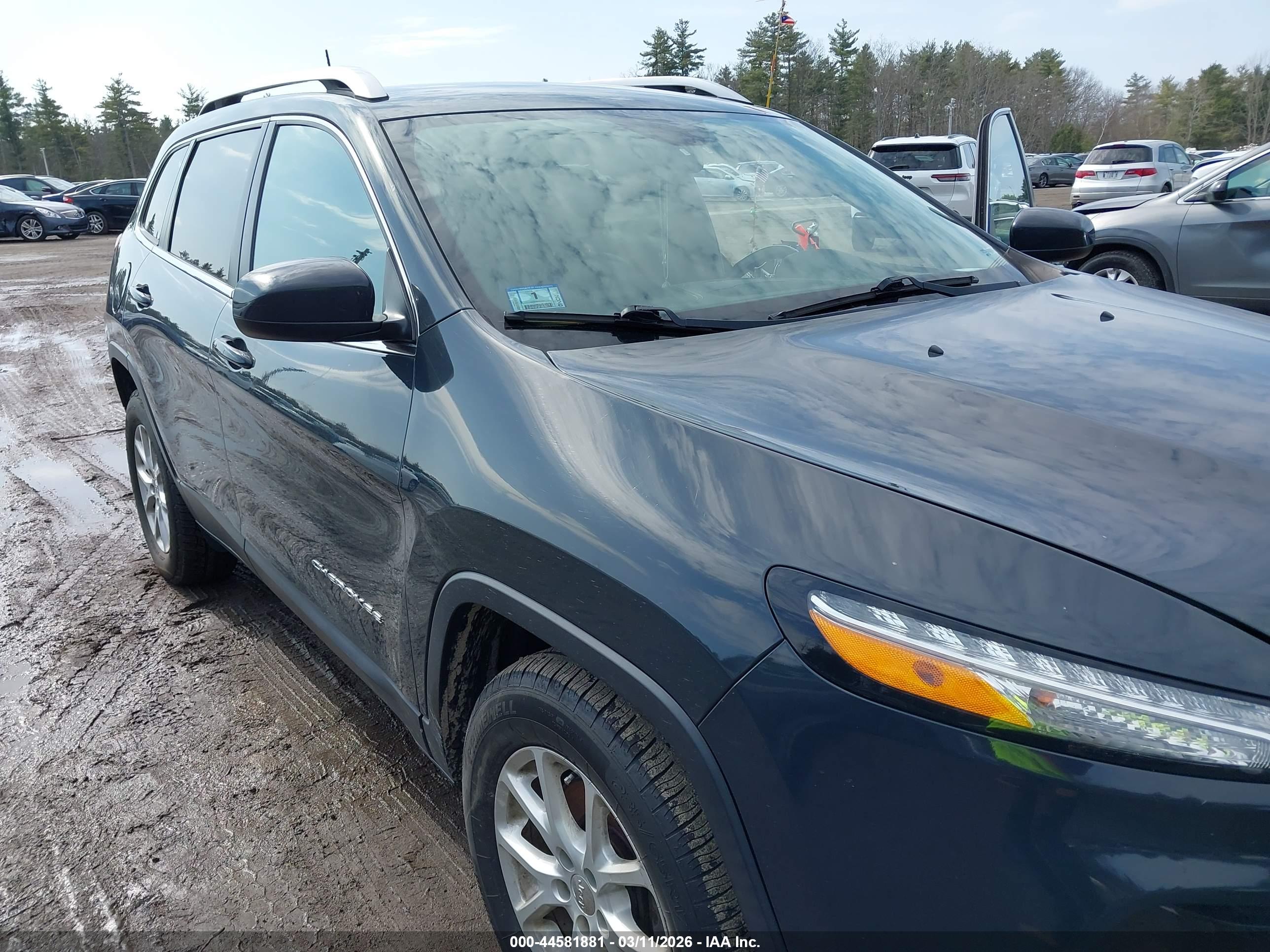 JEEP CHEROKEE image 6