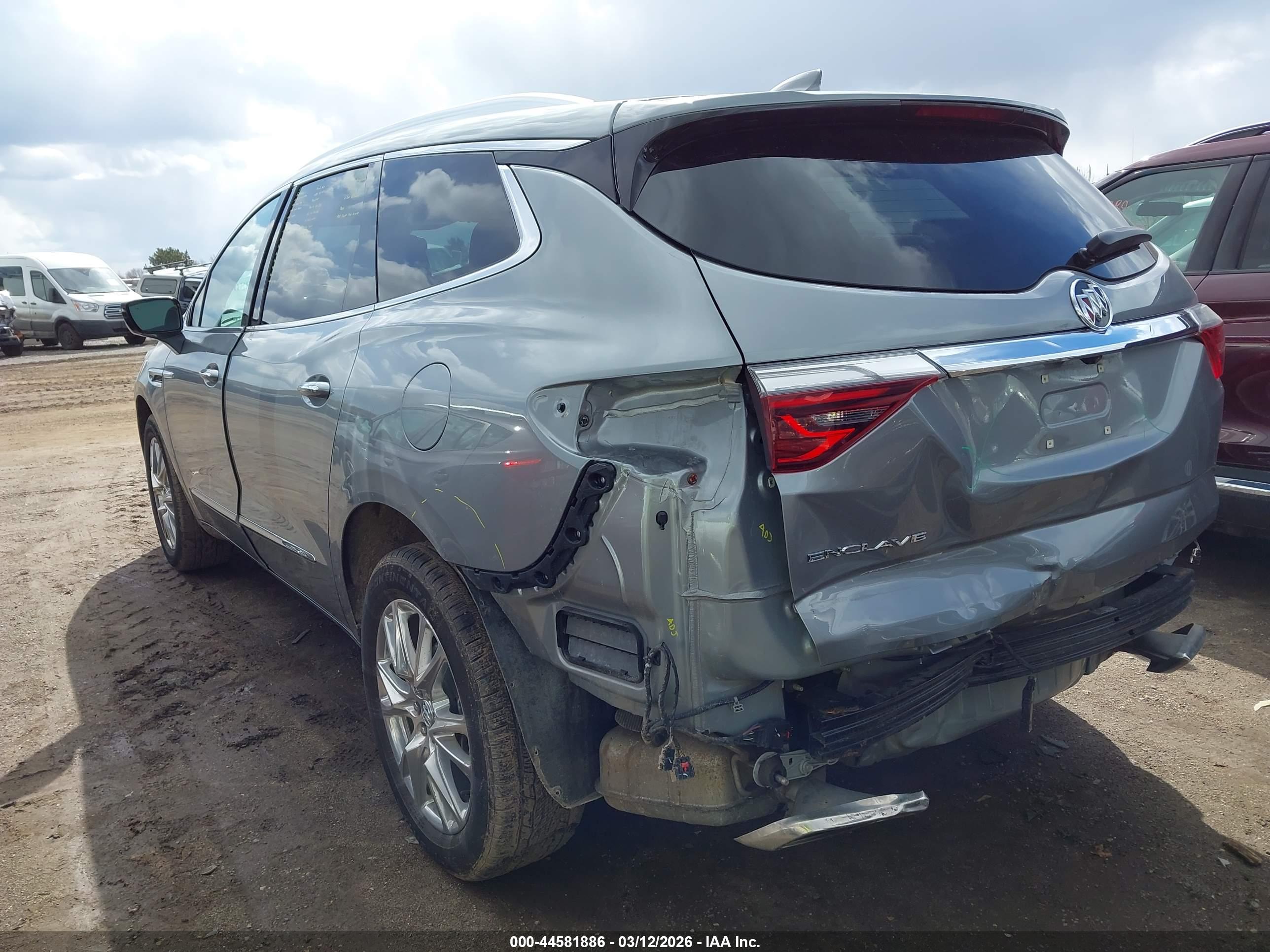 BUICK ENCLAVE image 6