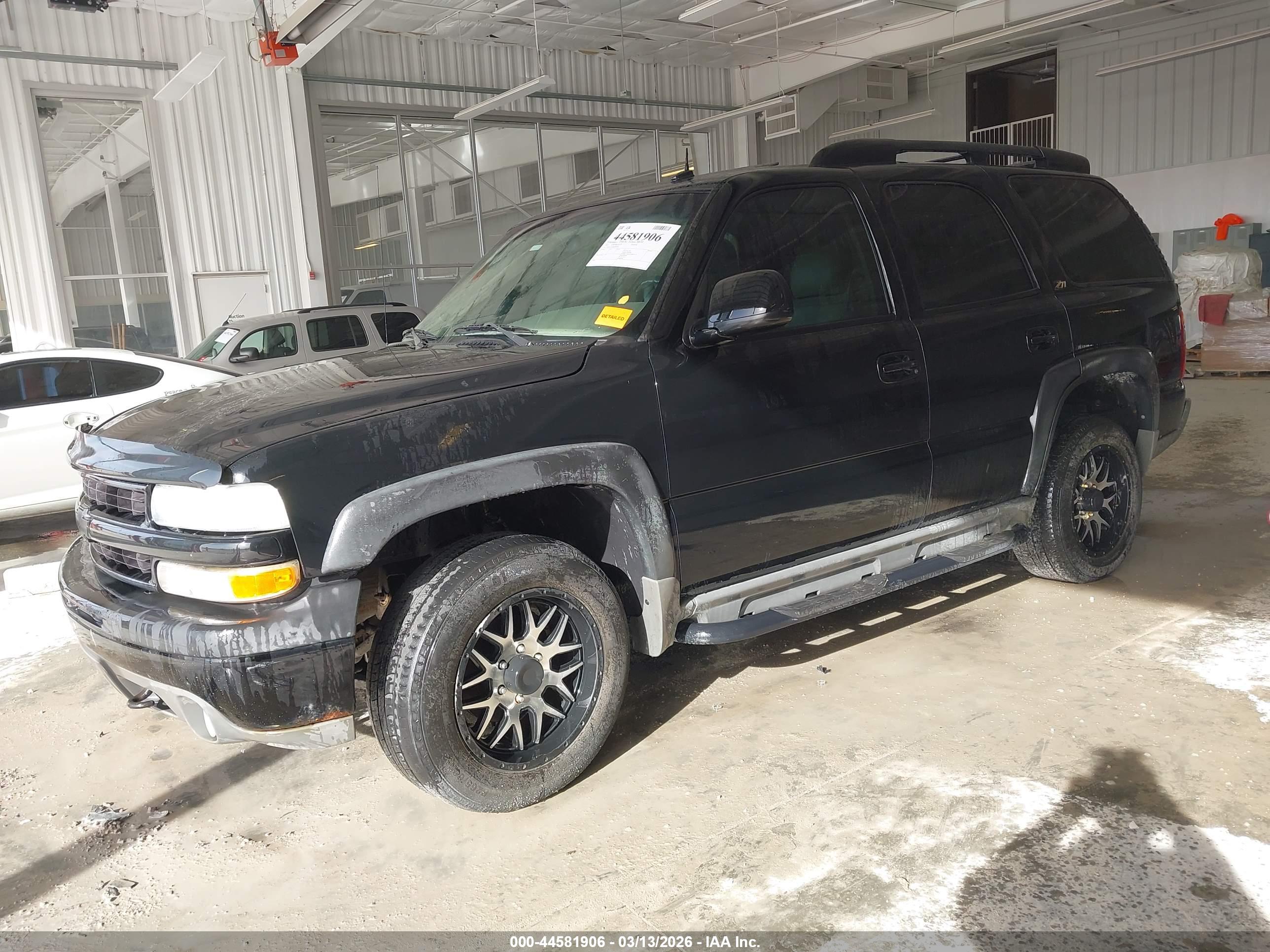 CHEVROLET TAHOE image 2
