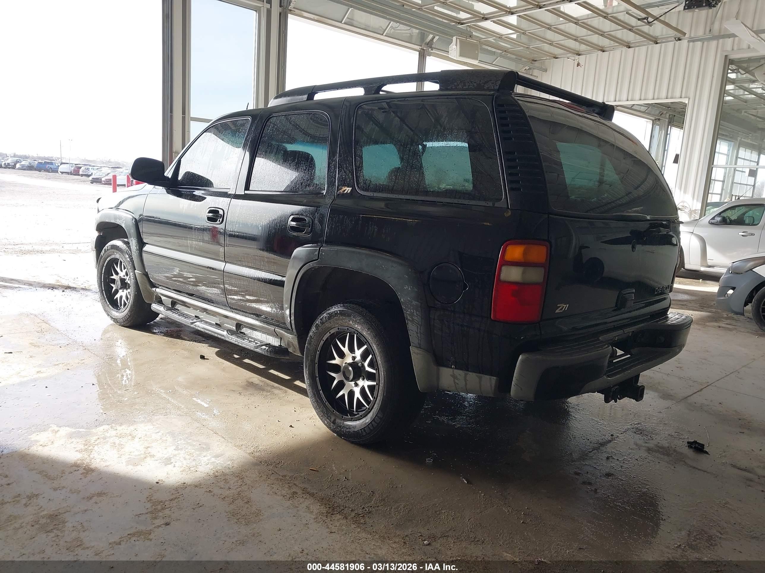 CHEVROLET TAHOE image 3