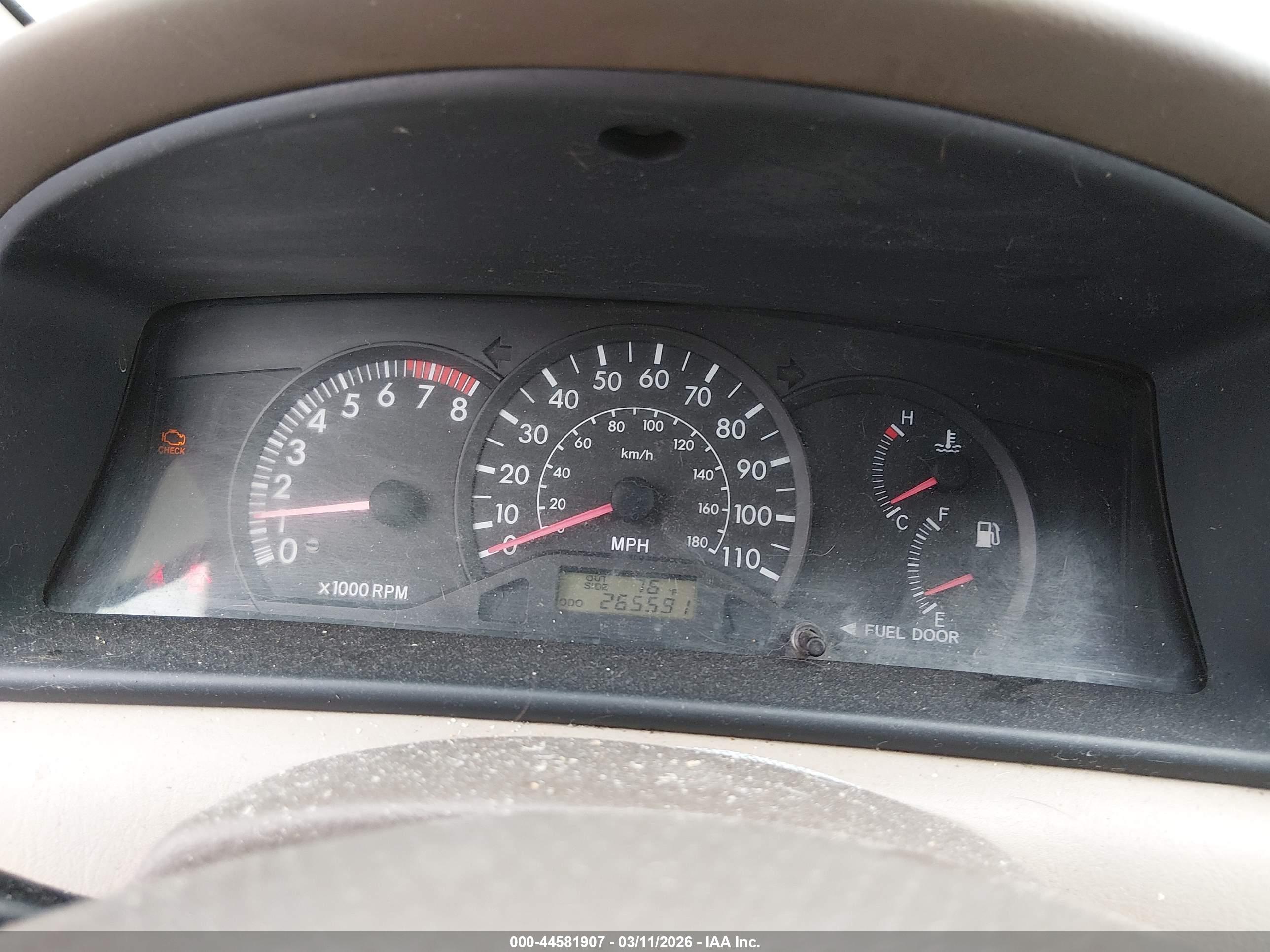 TOYOTA COROLLA image 7