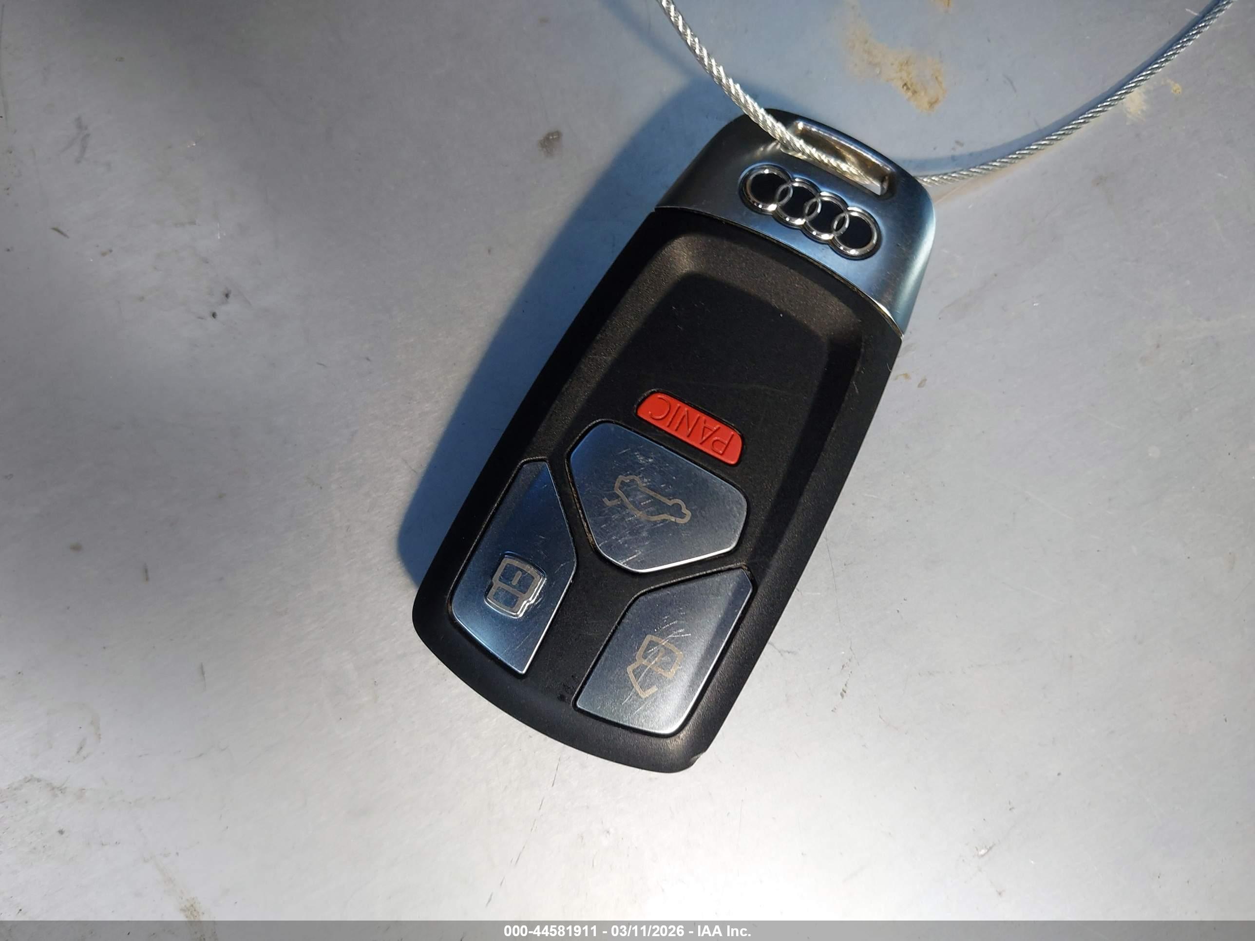AUDI A4 image 11