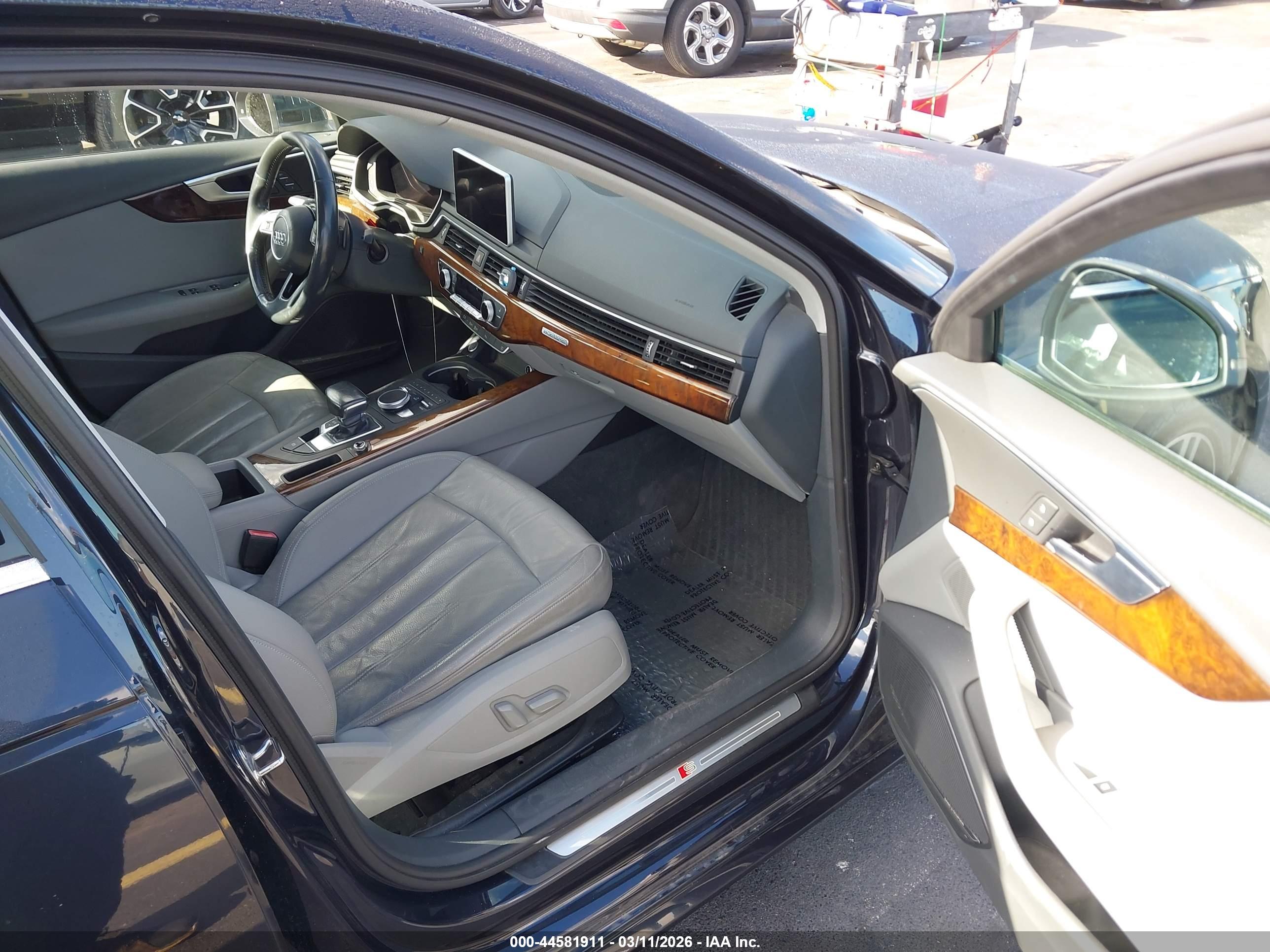 AUDI A4 image 5