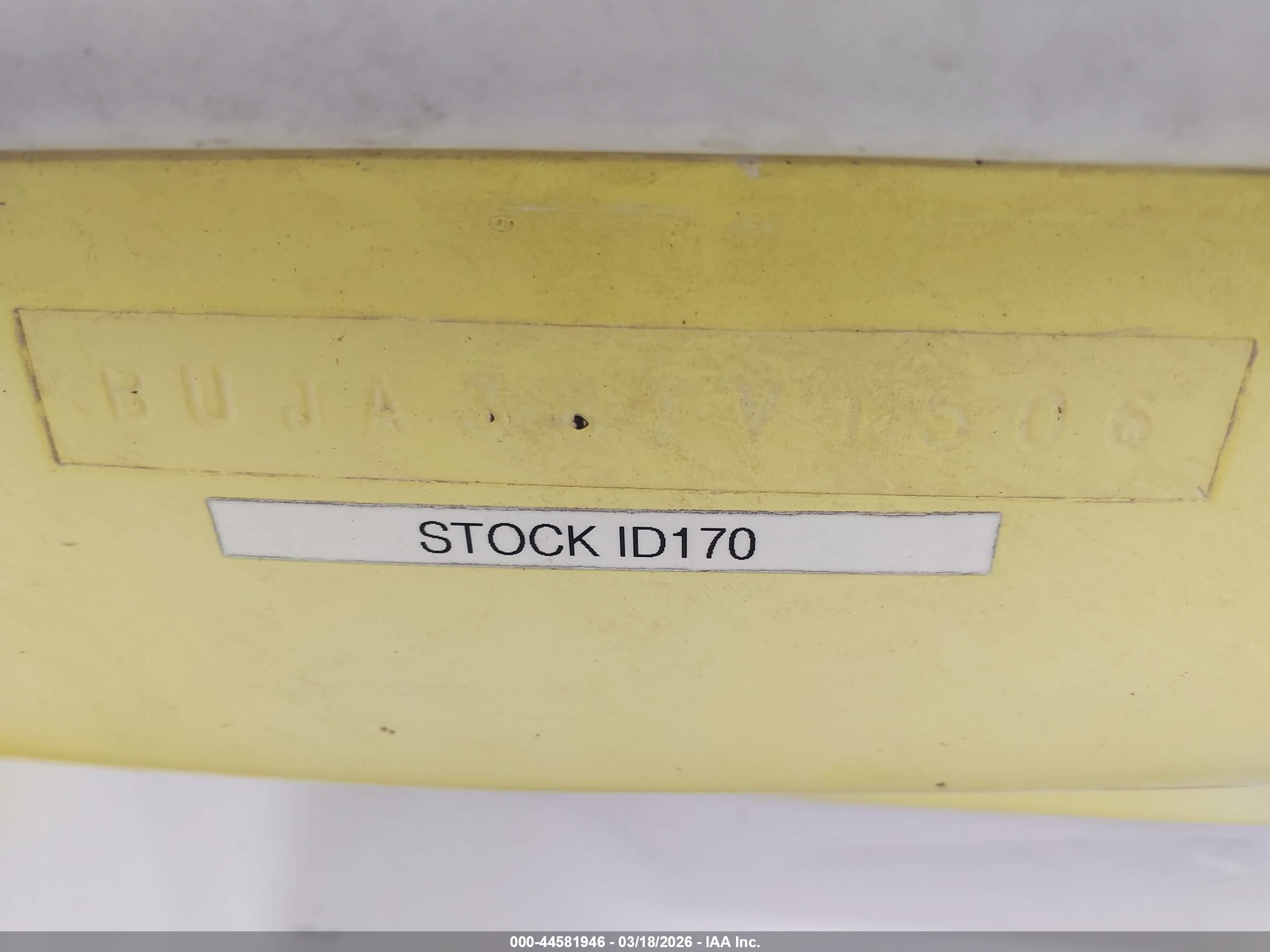 TRACKER 19' image 9