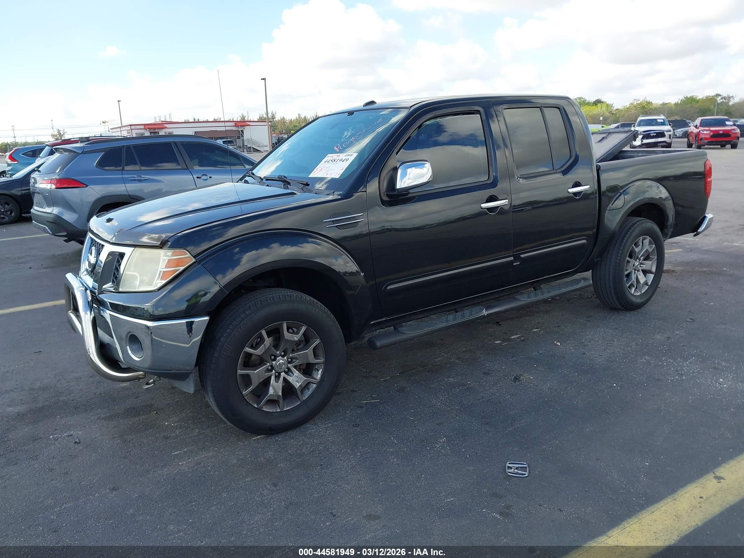 NISSAN FRONTIER image 2