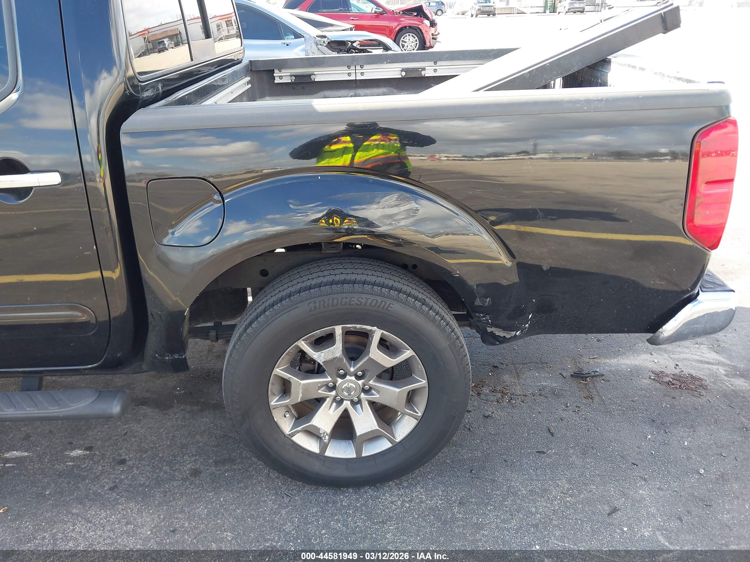 NISSAN FRONTIER image 6