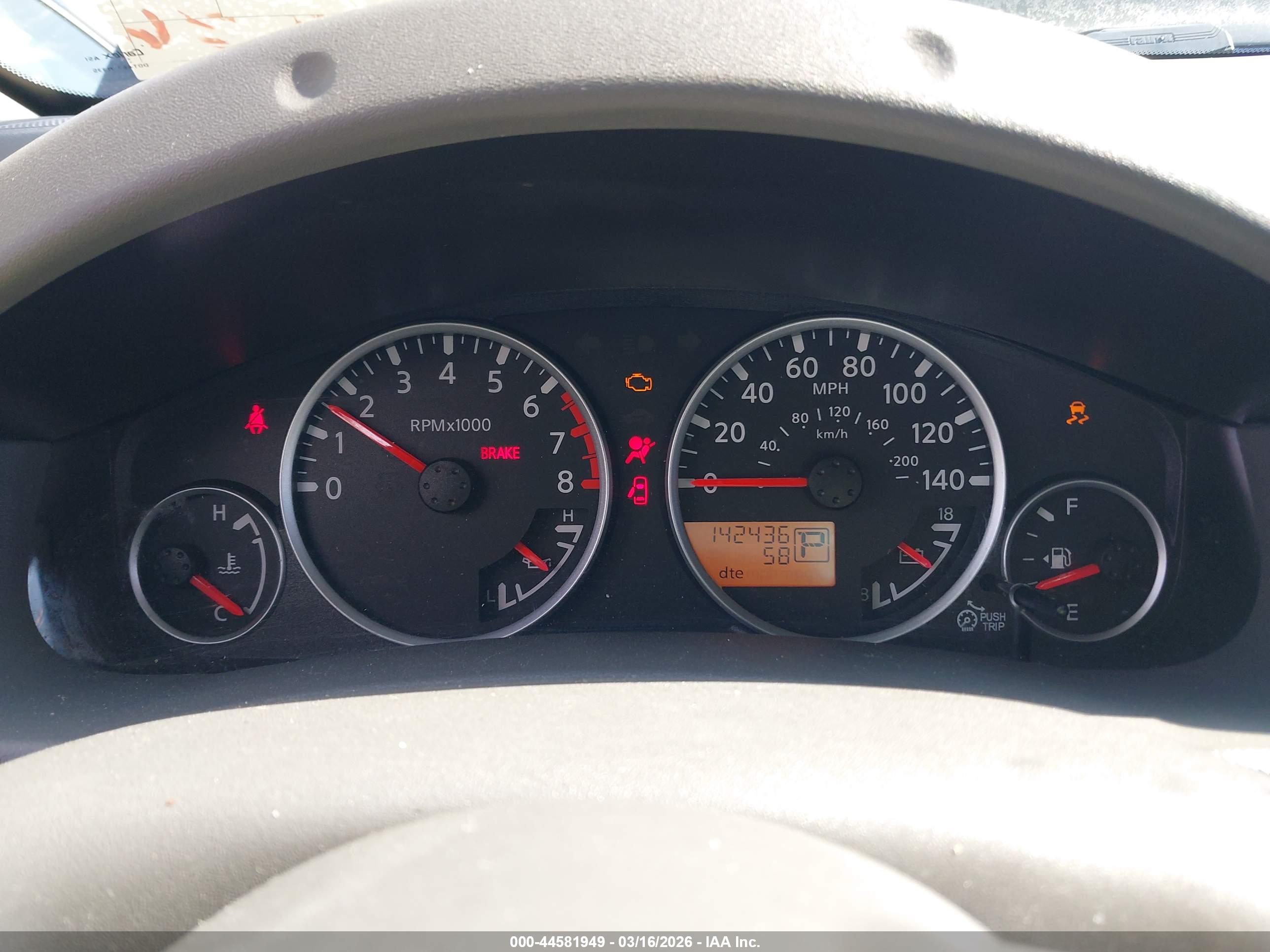 NISSAN FRONTIER image 7