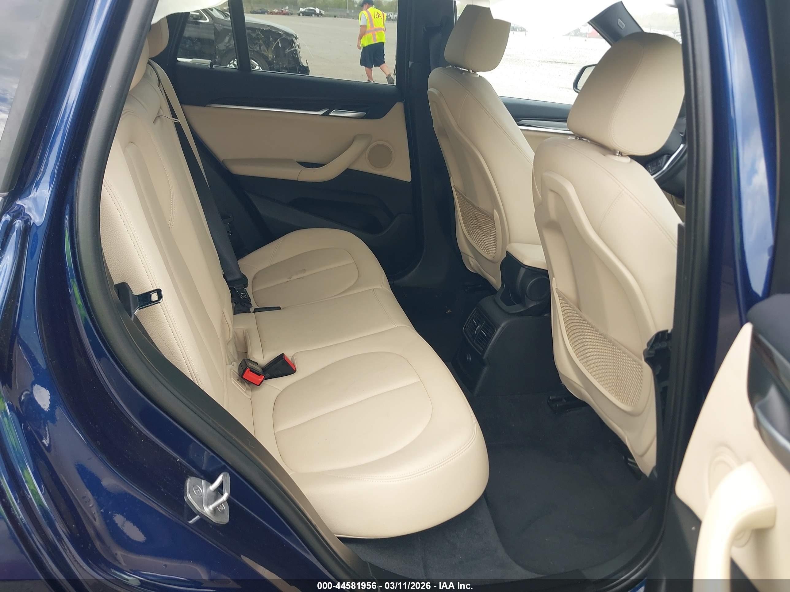 BMW X1 image 8