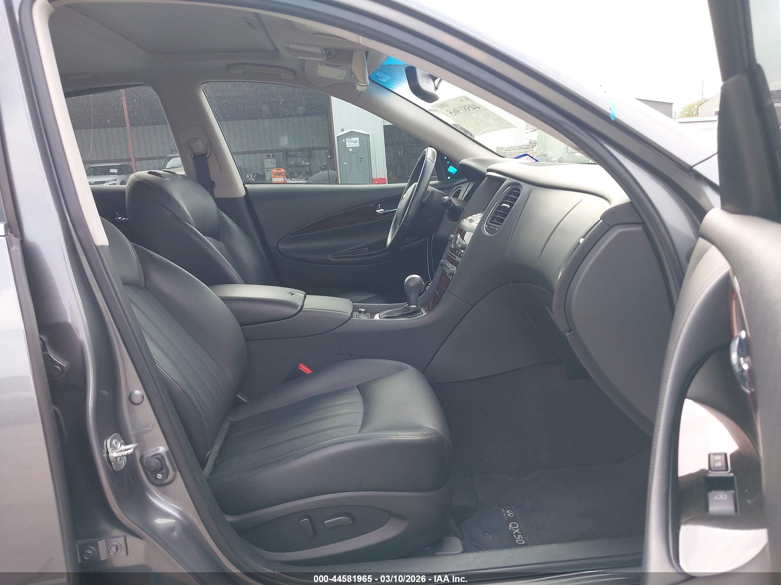 INFINITI QX50 image 5
