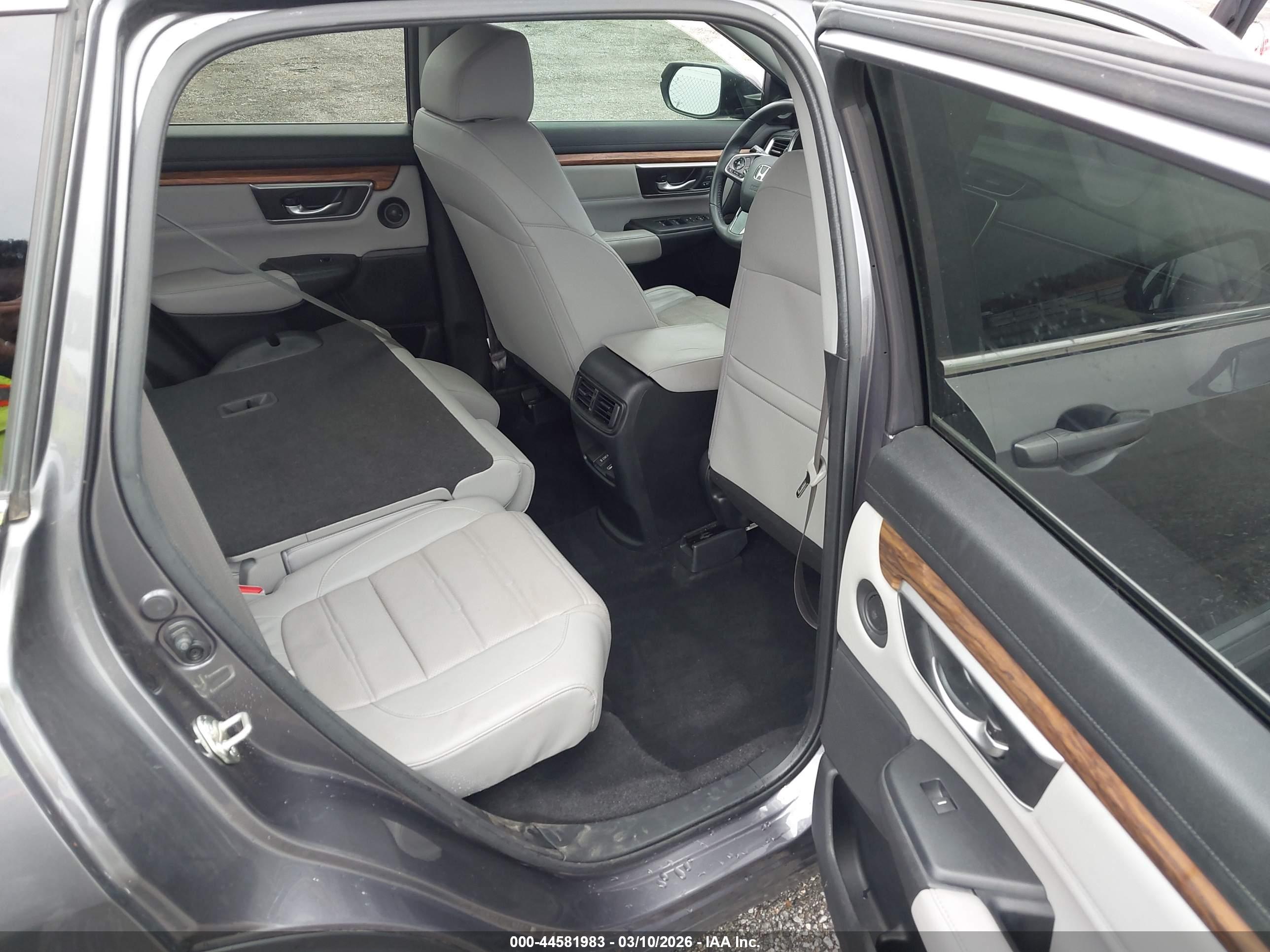 HONDA CR-V image 8