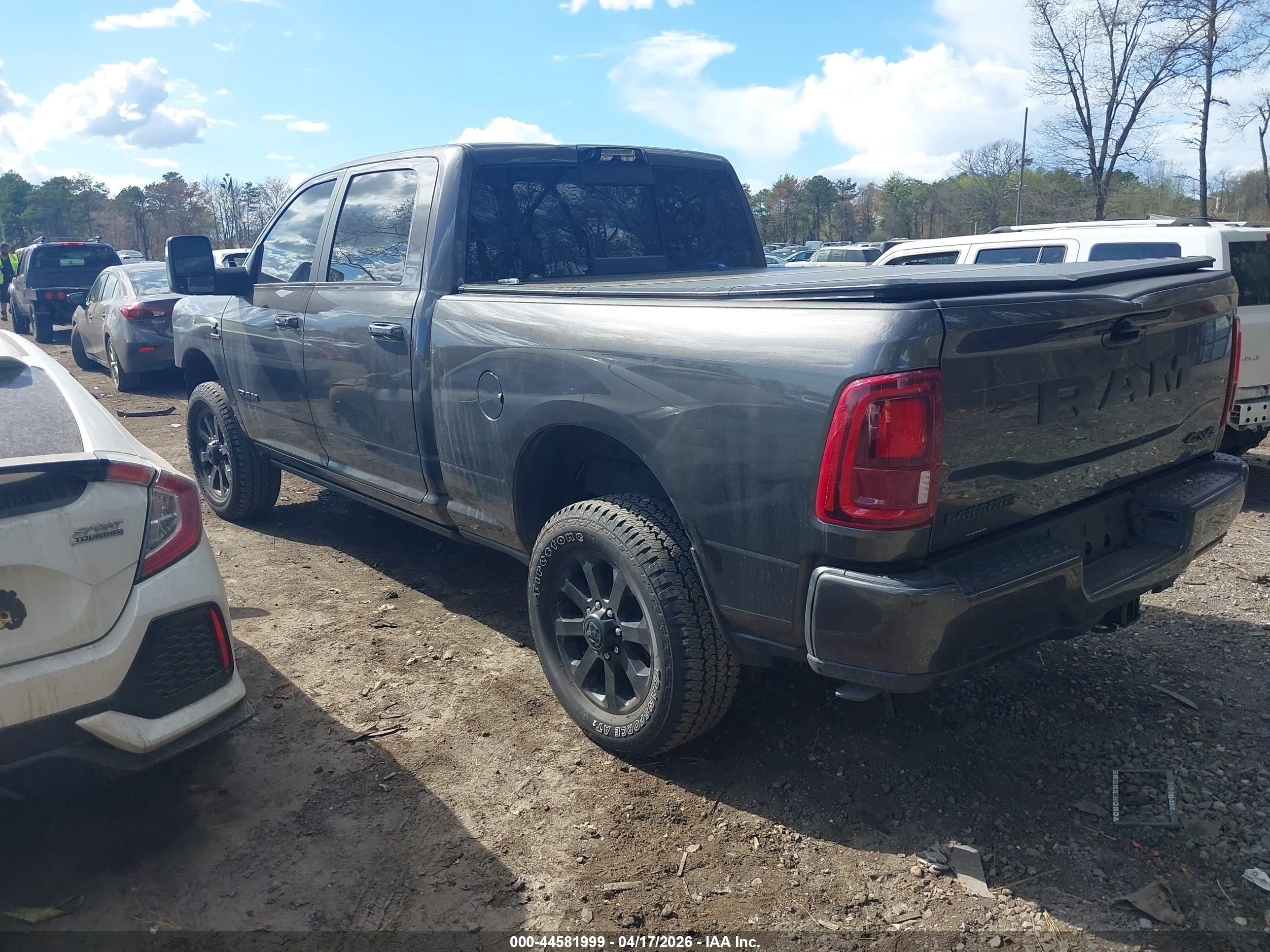 RAM 2500 image 3