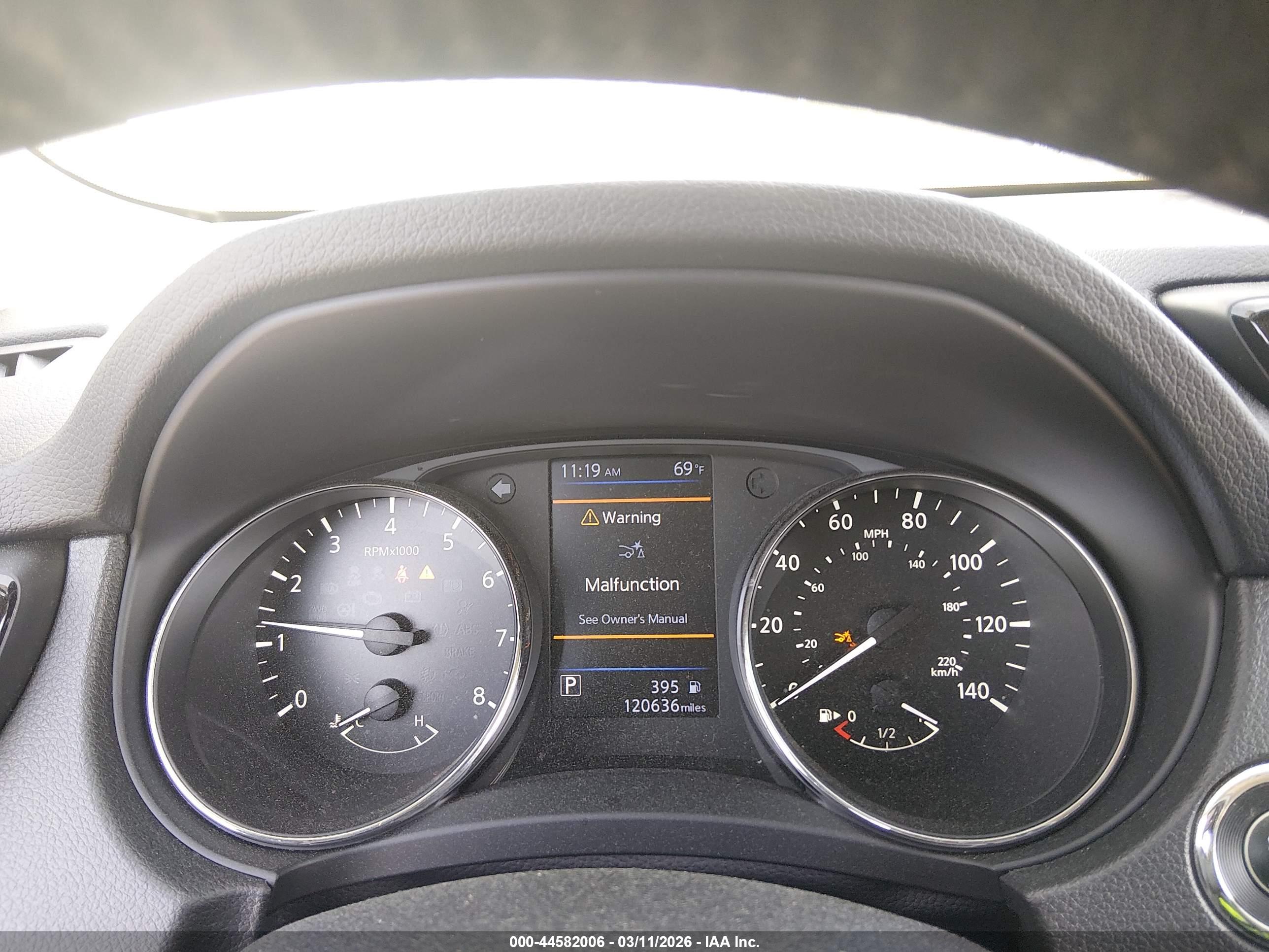 NISSAN ROGUE image 7