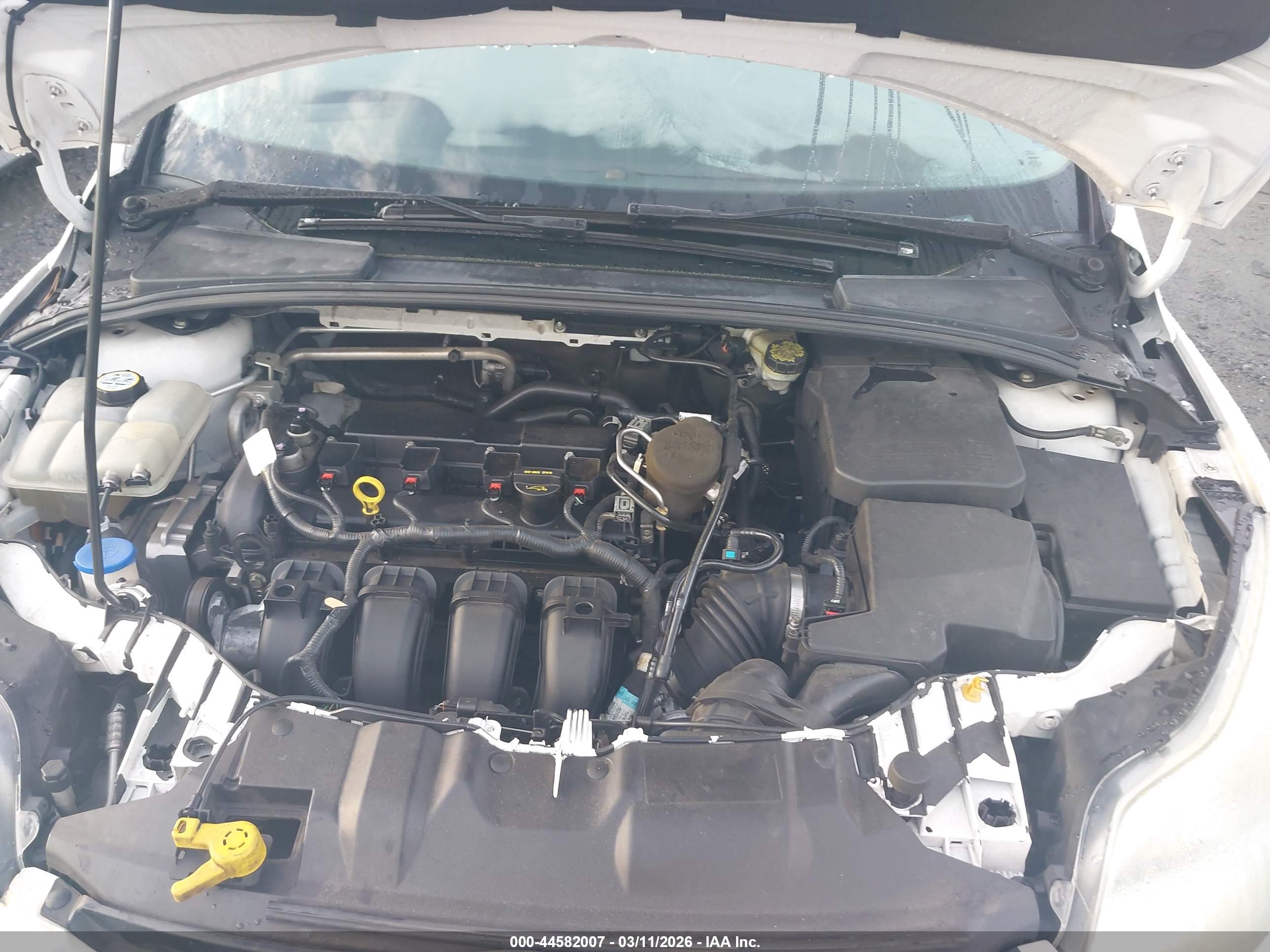 FORD FOCUS image 10